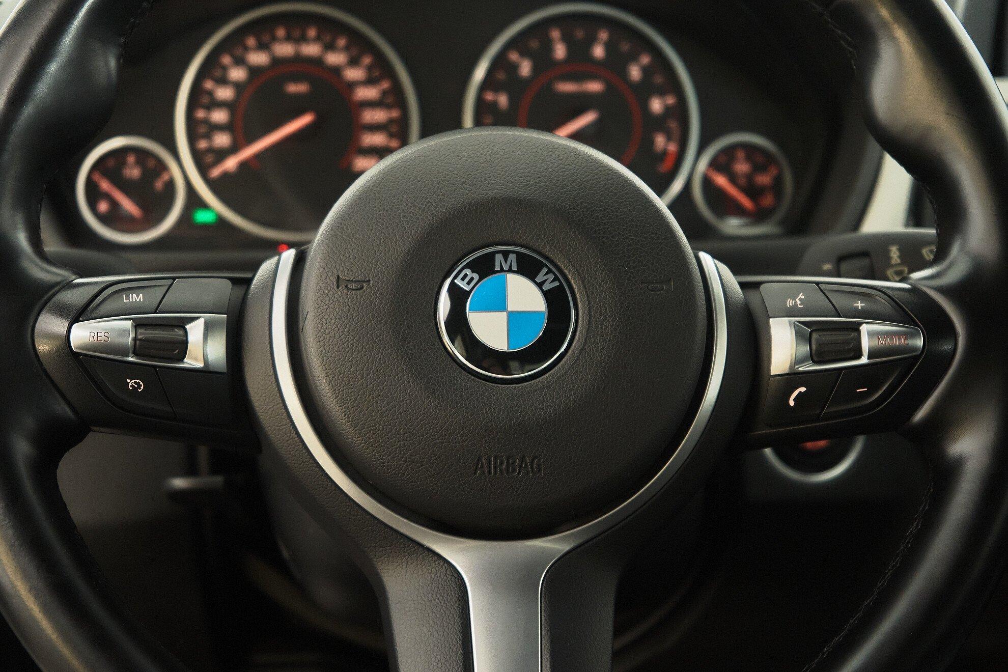BMW 3 серии 2014, белый