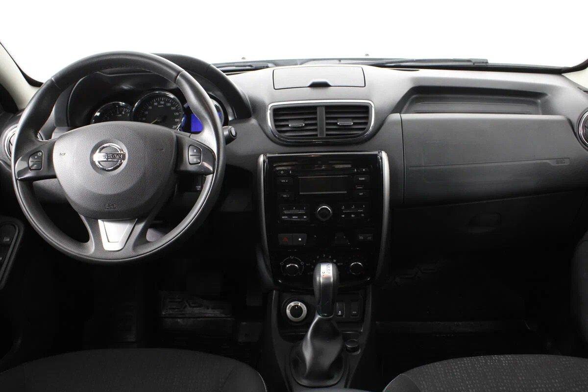 Nissan Terrano 2018, серебряный