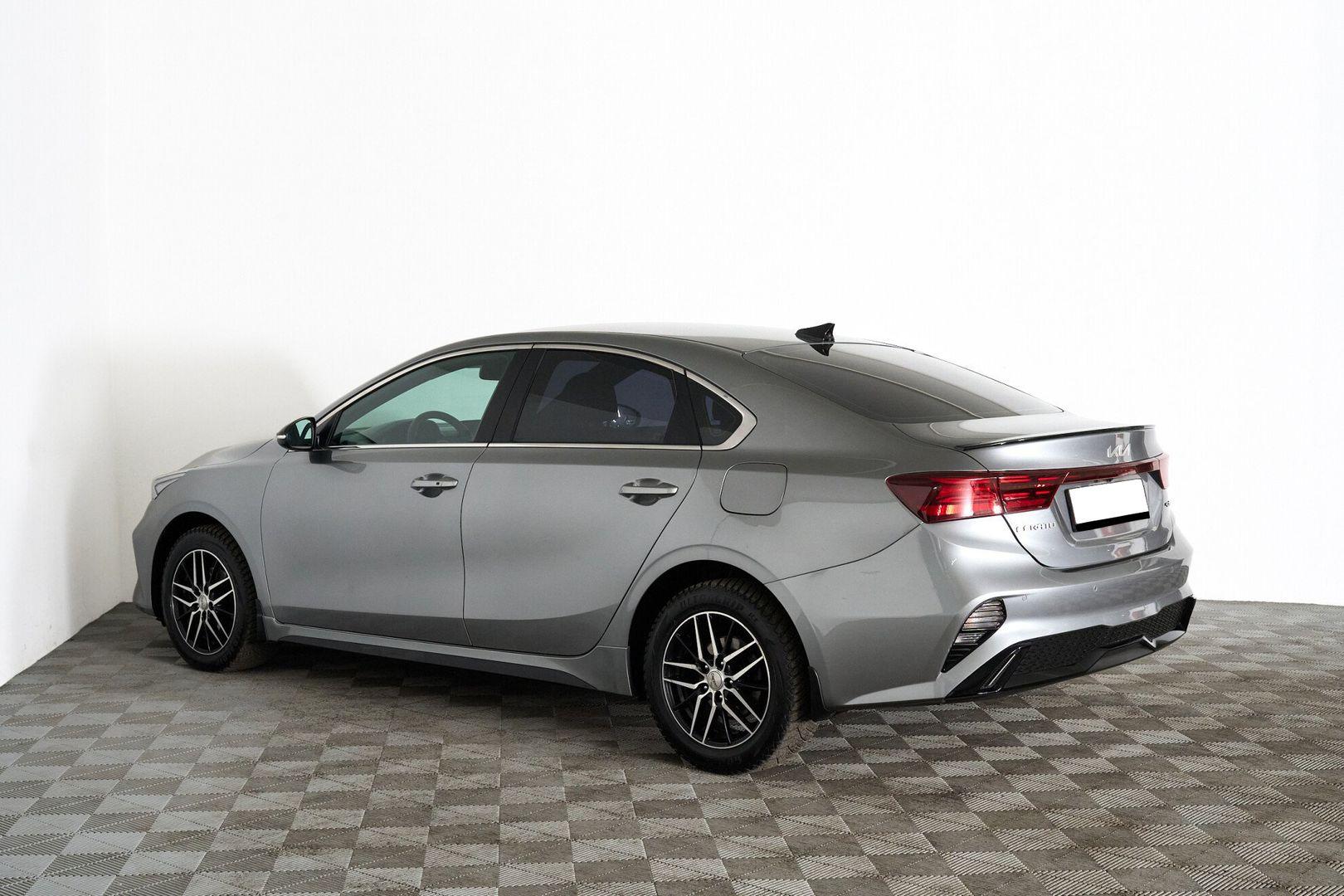 Kia Cerato 2021, серый