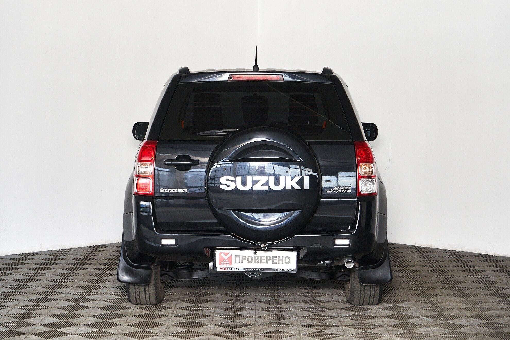 Suzuki Grand Vitara 2011, черный