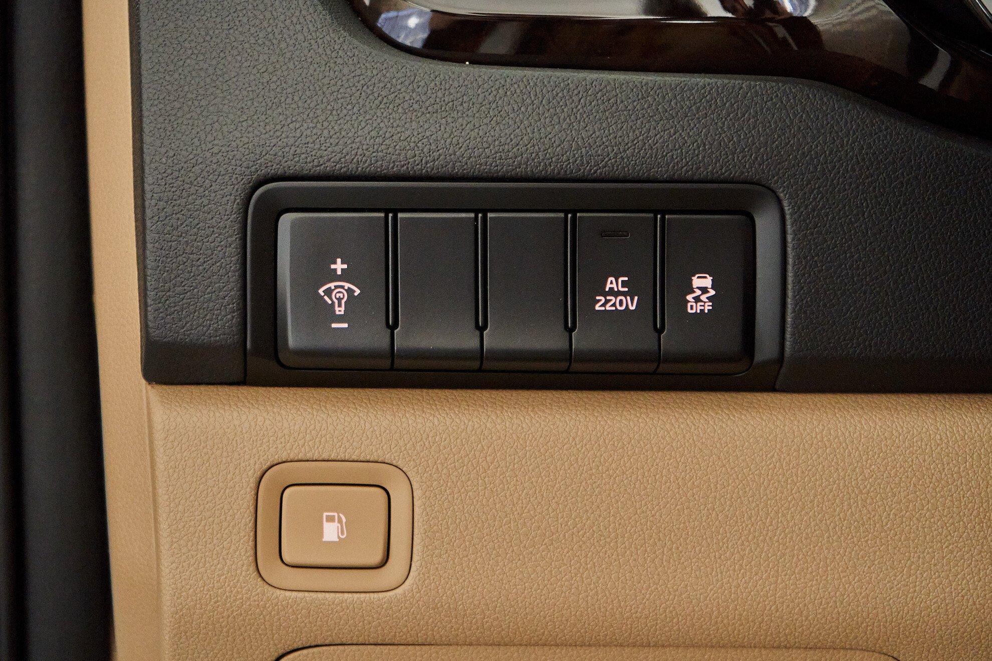 Kia Carnival 2020, белый