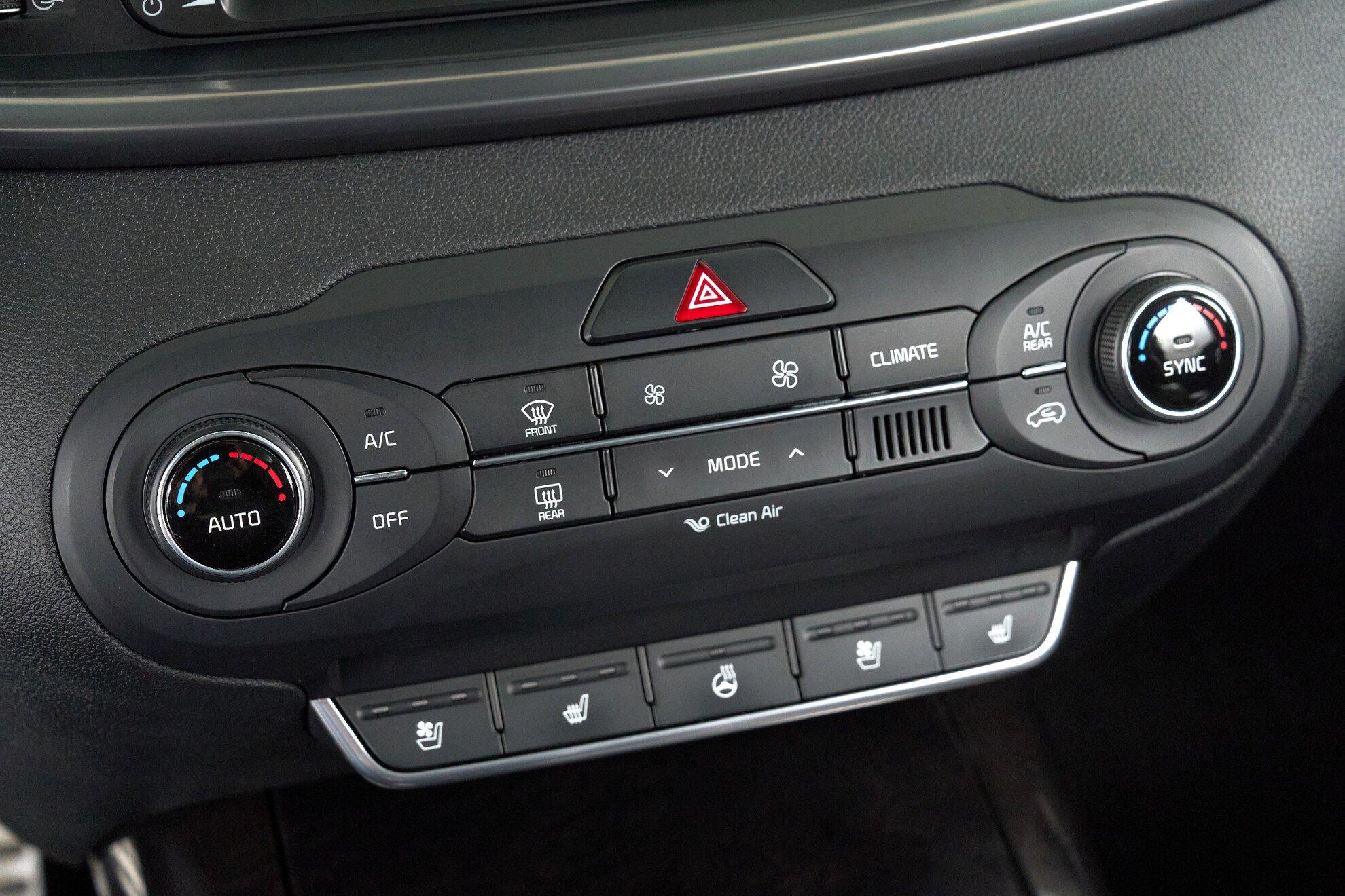 Kia Sorento 2015, серый