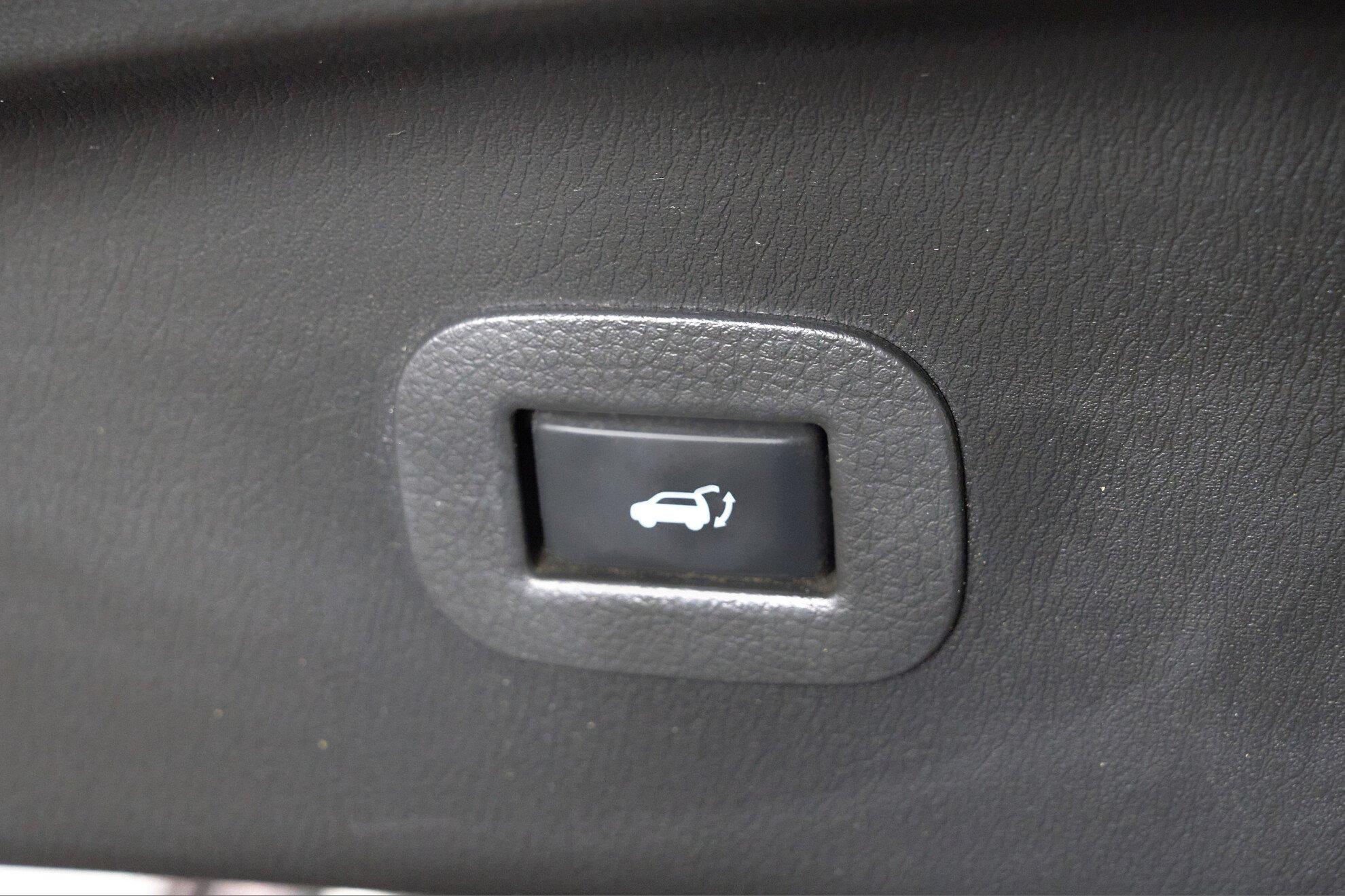 Infiniti QX80 2013, пурпурный