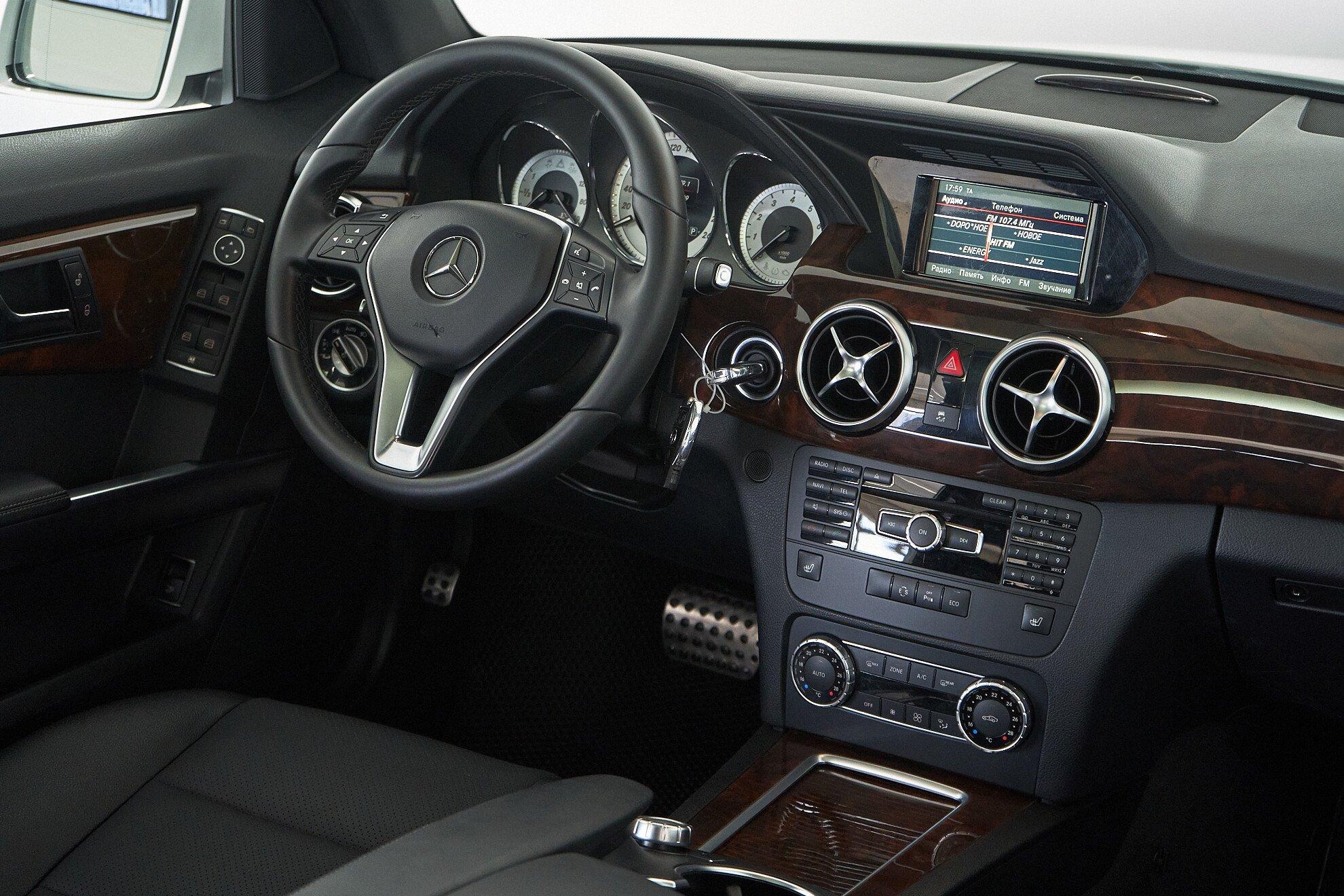 Mercedes-Benz GLK-Класс 2014, белый