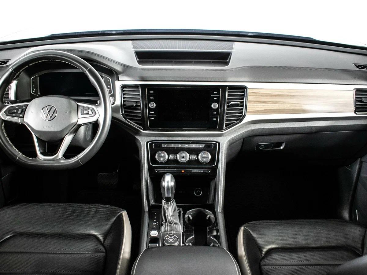 Volkswagen Teramont 2021, серый