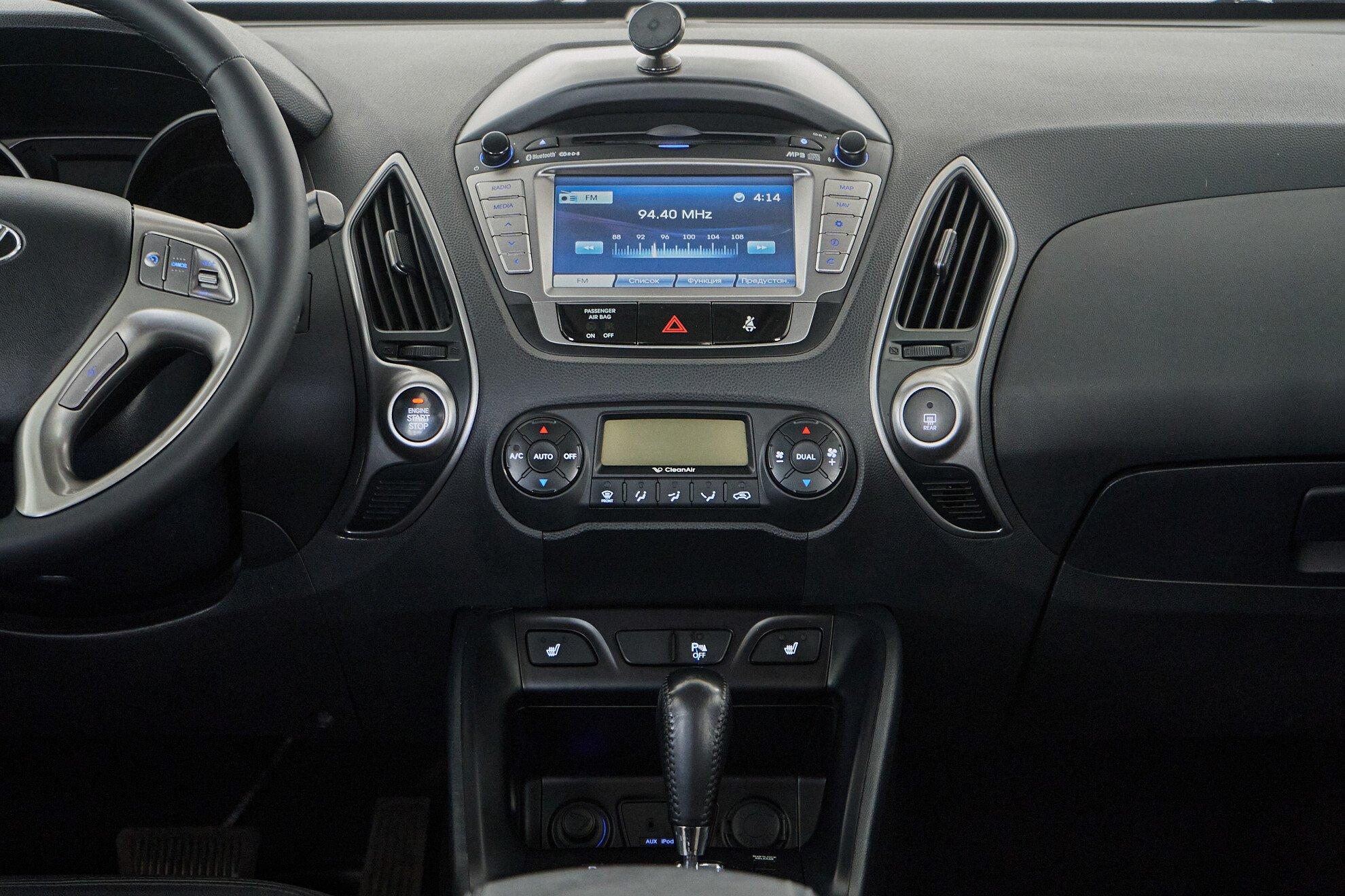 Hyundai ix35 2010, черный