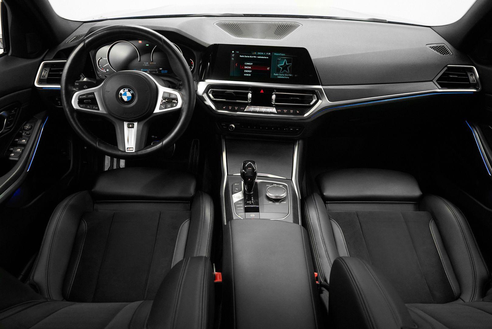 BMW 3 серии 2021, синий
