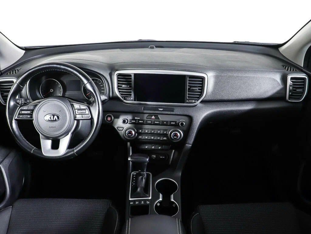 Kia Sportage 2021, серый