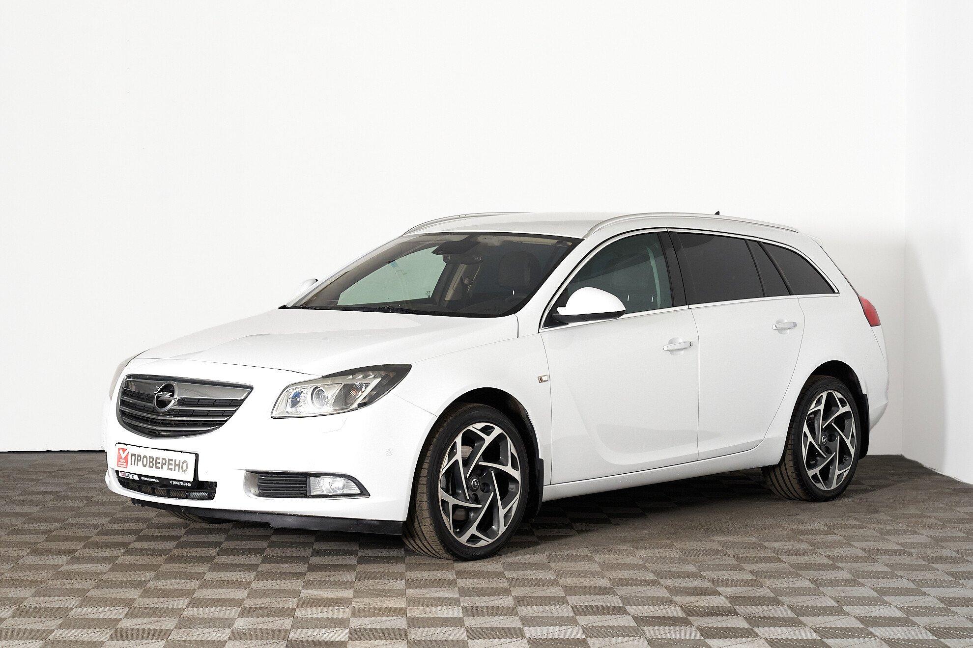 Opel Insignia 2013, белый