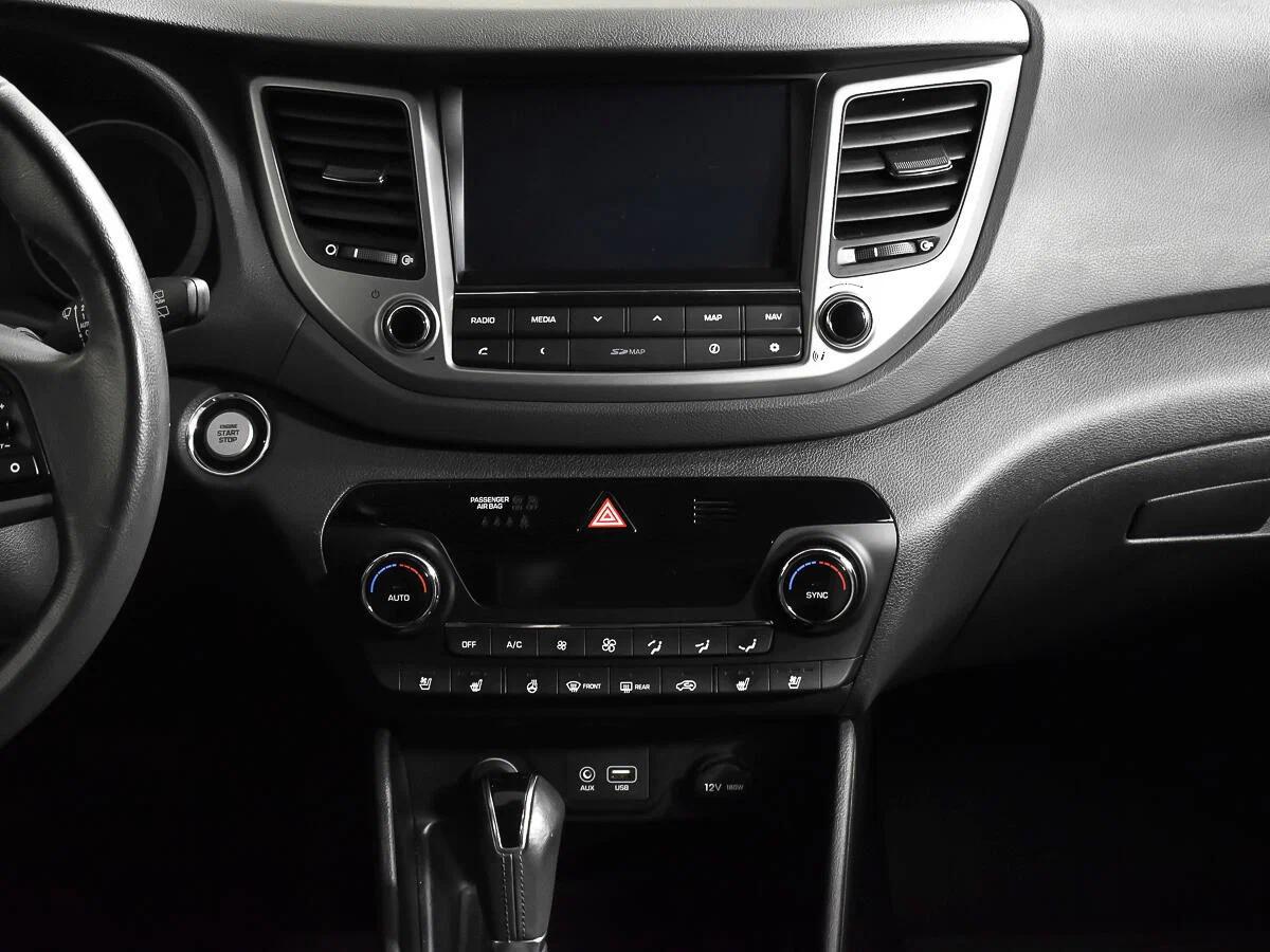 Hyundai Tucson 2016, серый