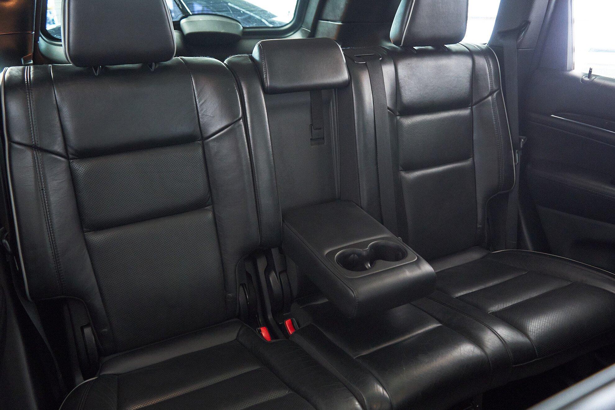Jeep Grand Cherokee 2011, серый