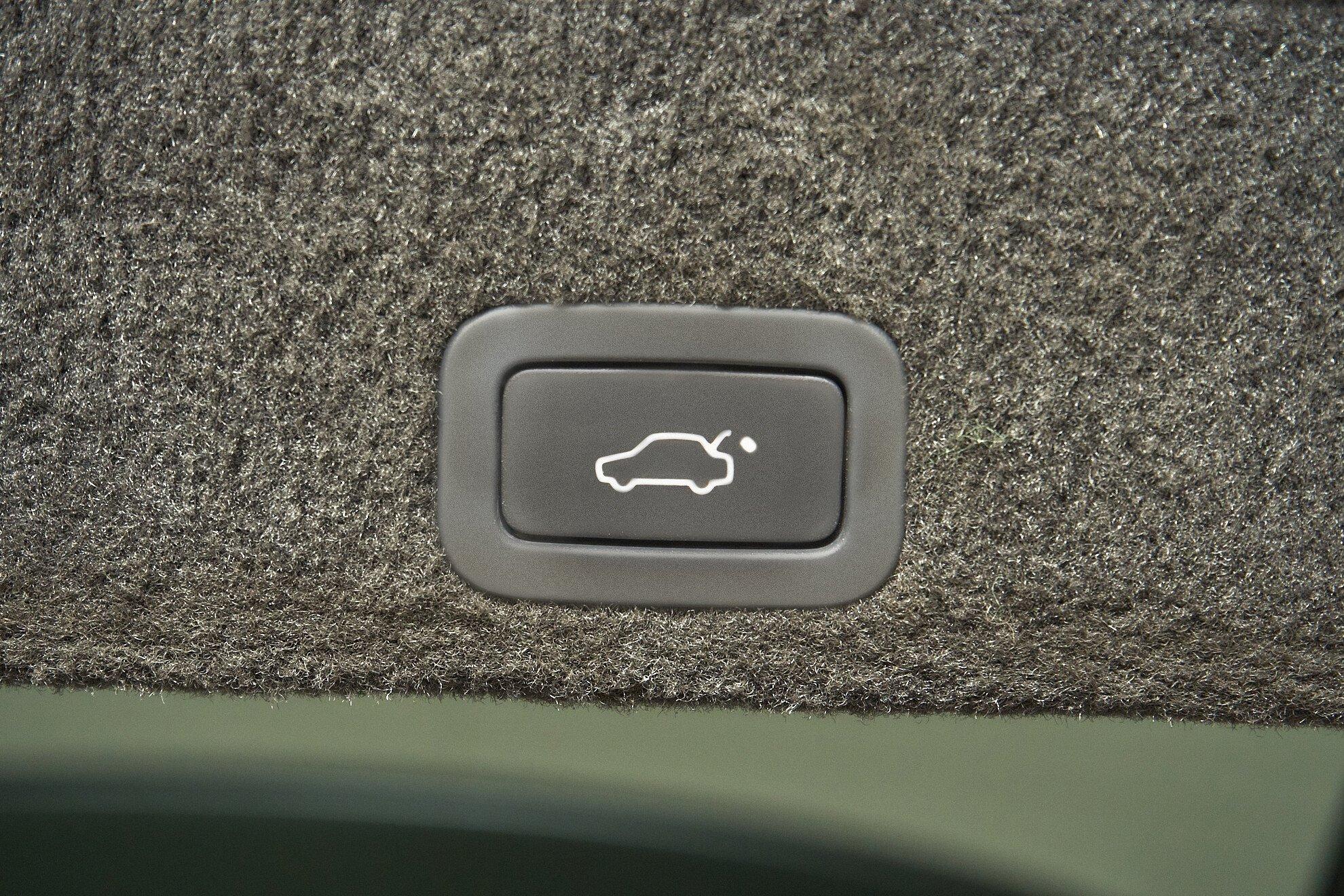 Volvo XC60 2013, серый