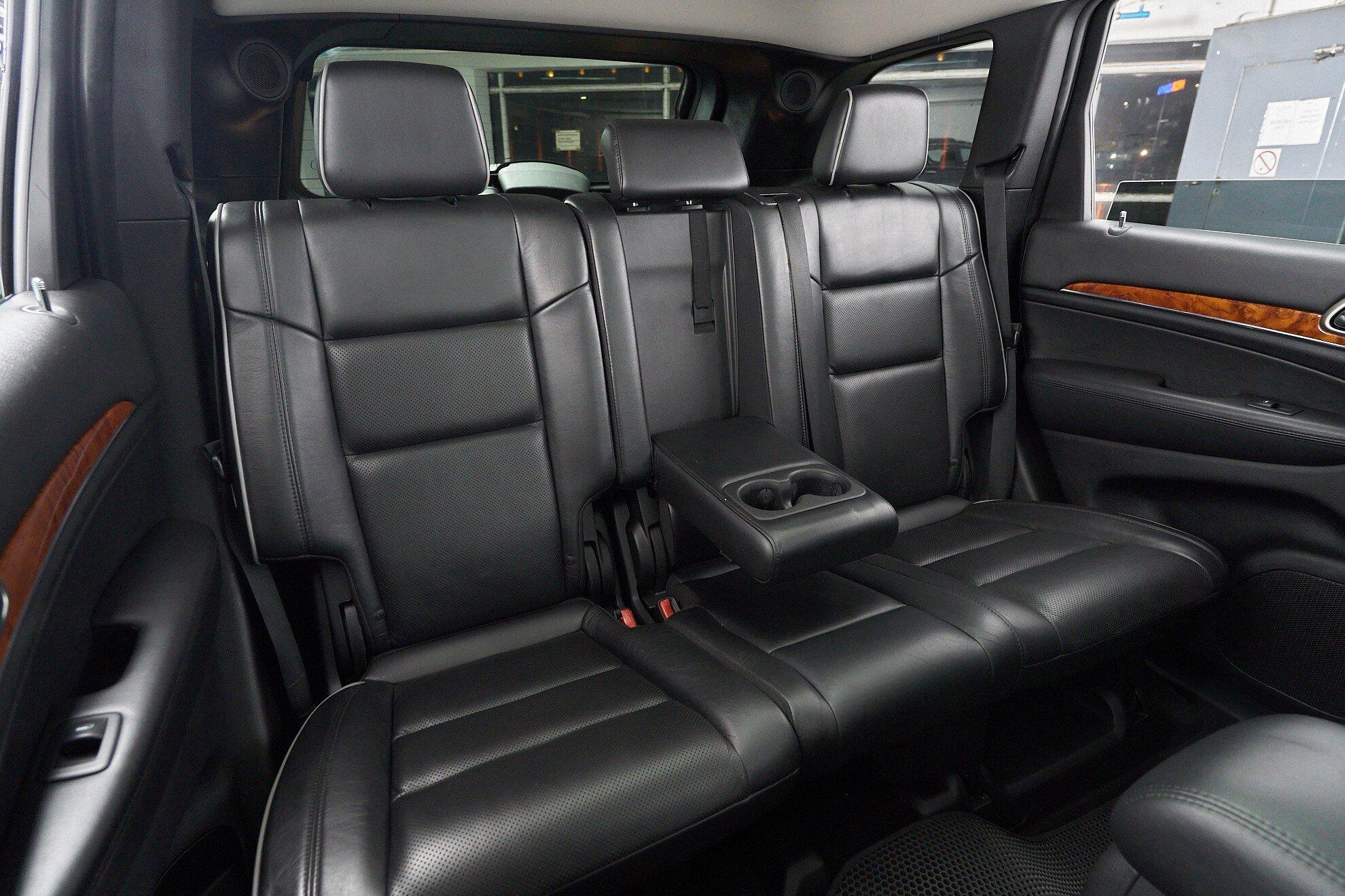 Jeep Grand Cherokee 2010, черный