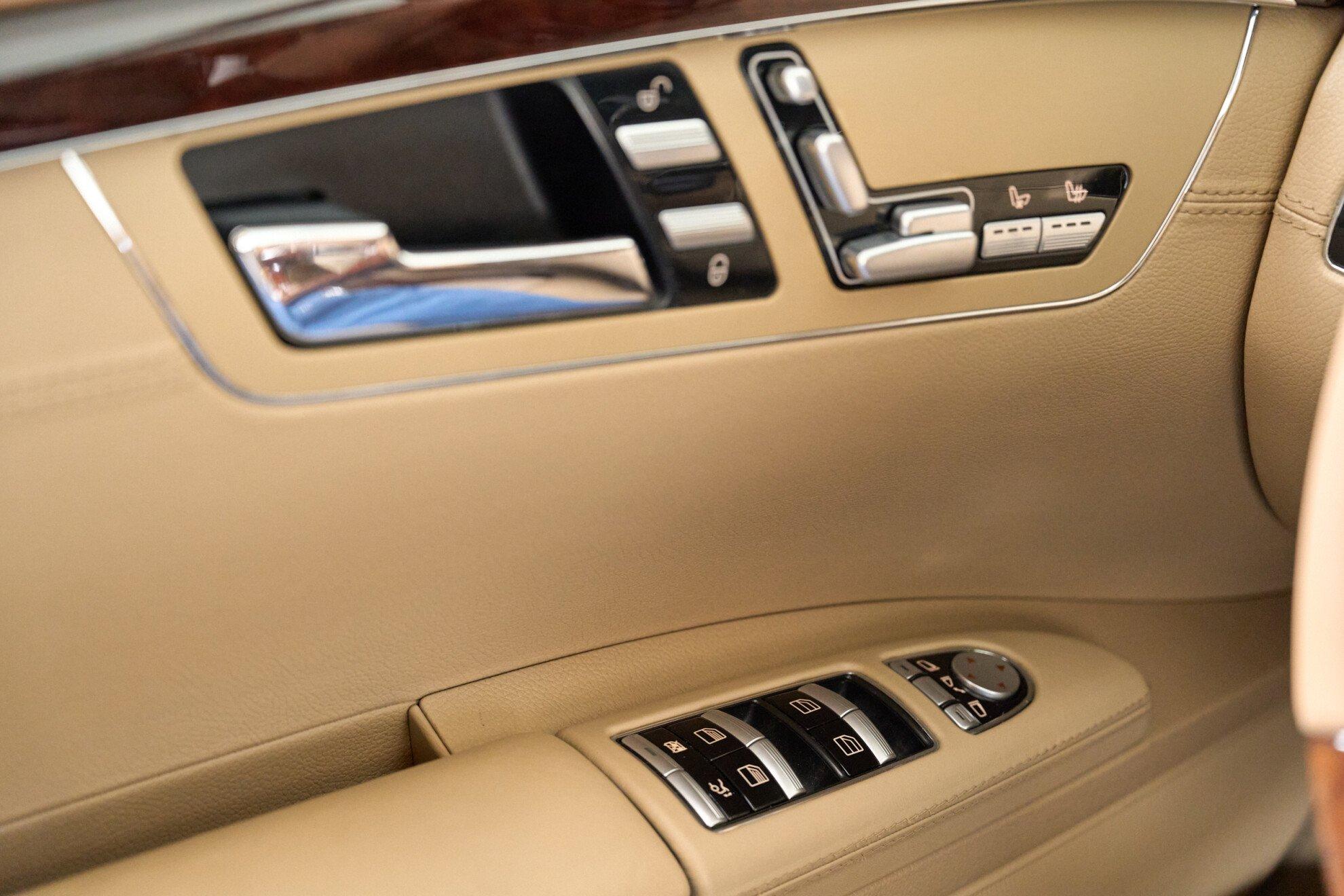 Mercedes-Benz S-Класс 2012, коричневый