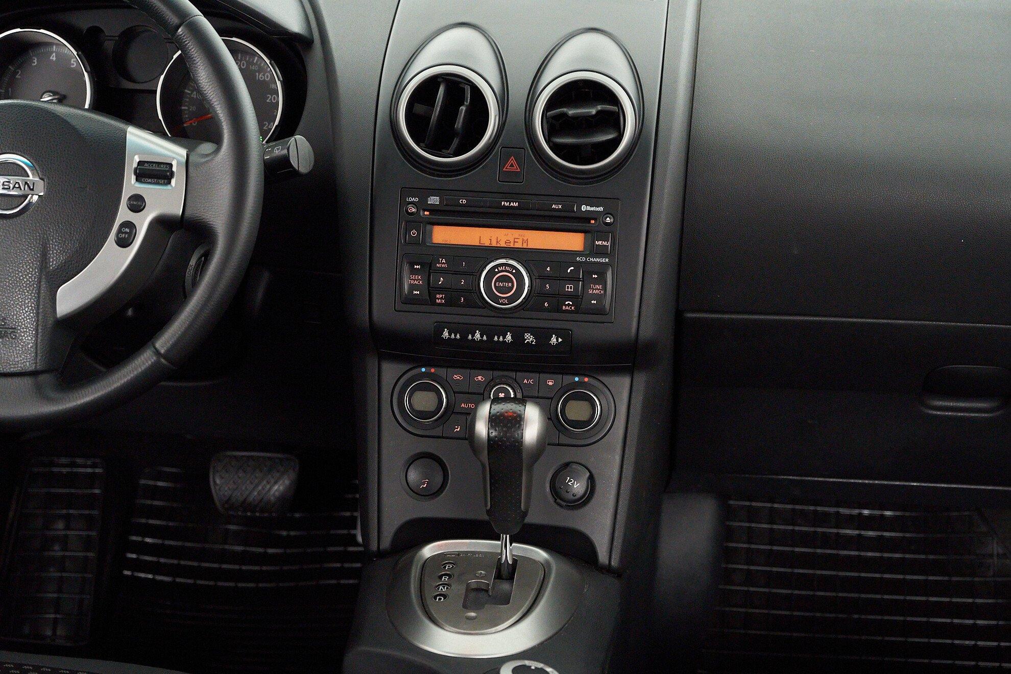 Nissan Qashqai+2 2008, серебряный