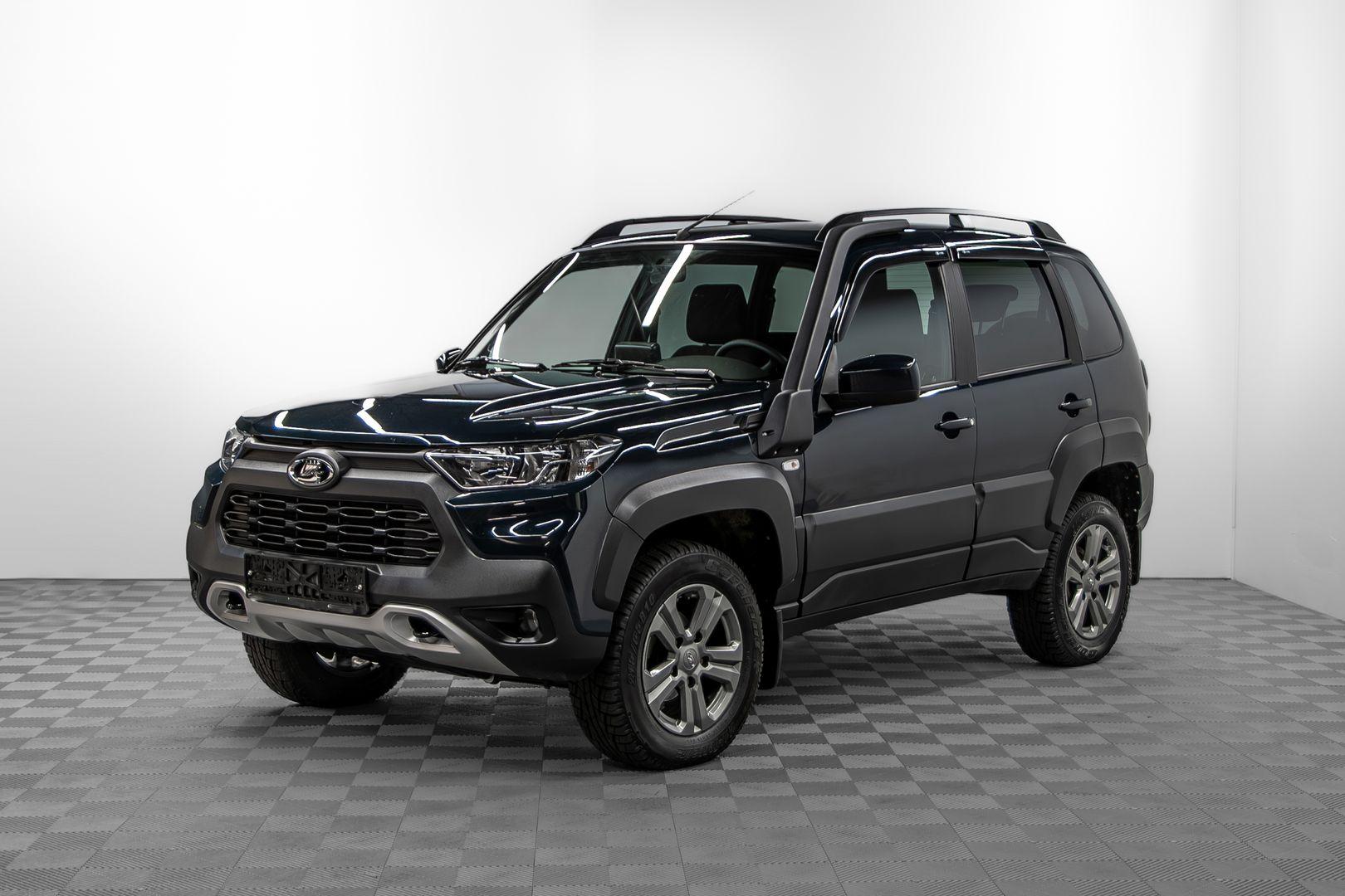 LADA (ВАЗ) Niva 2024, зеленый