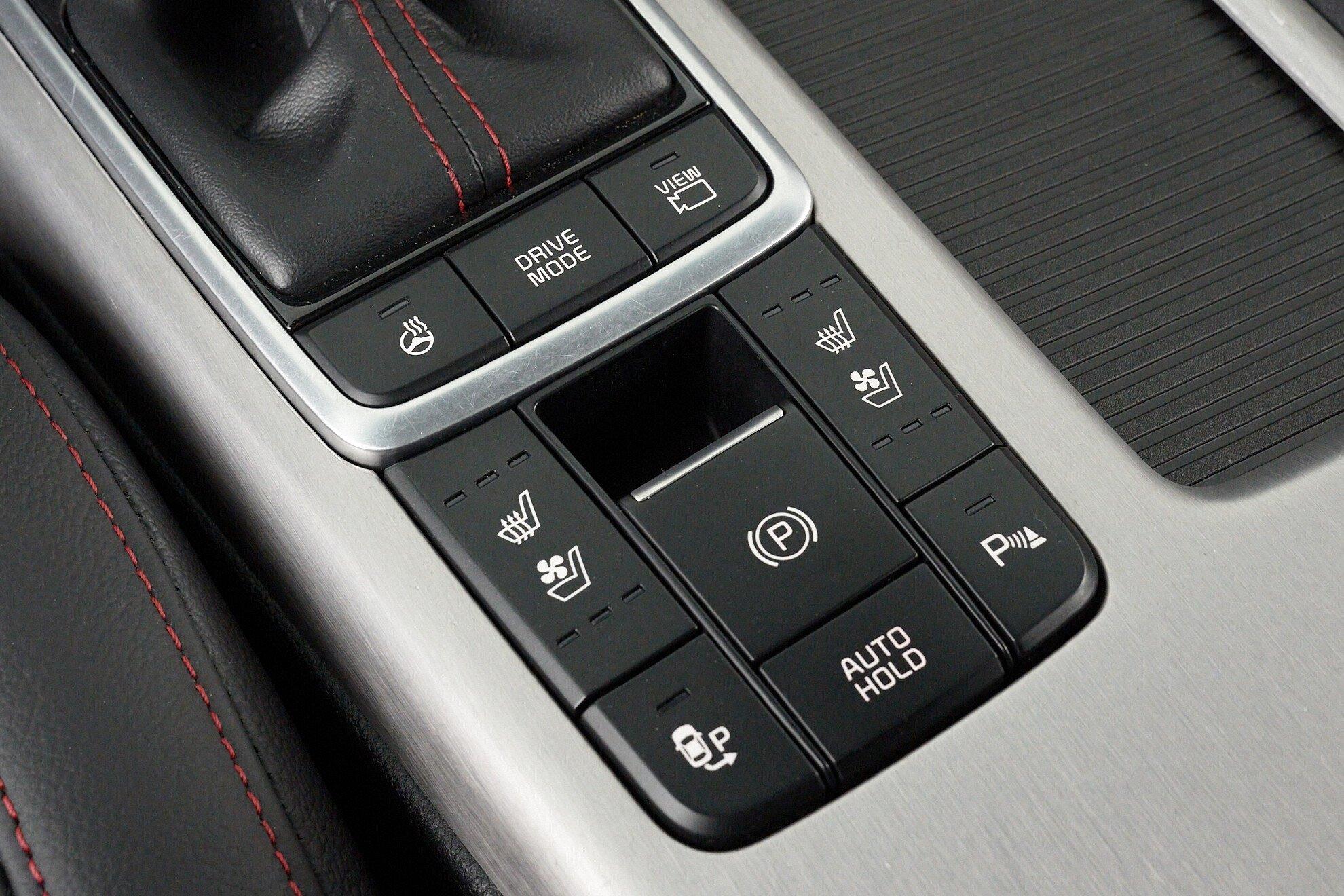 Kia Optima 2018, черный