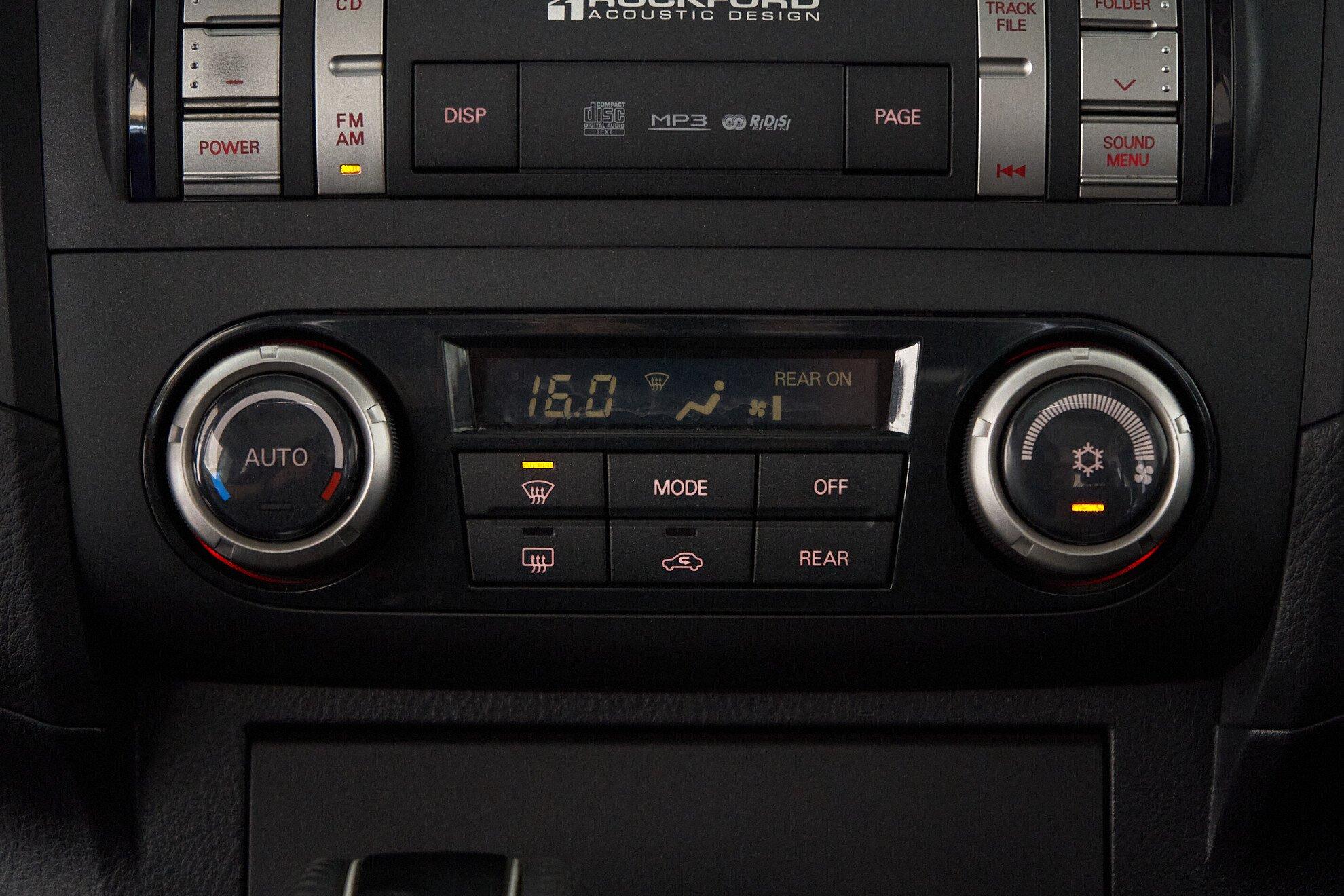 Mitsubishi Pajero 2007, черный