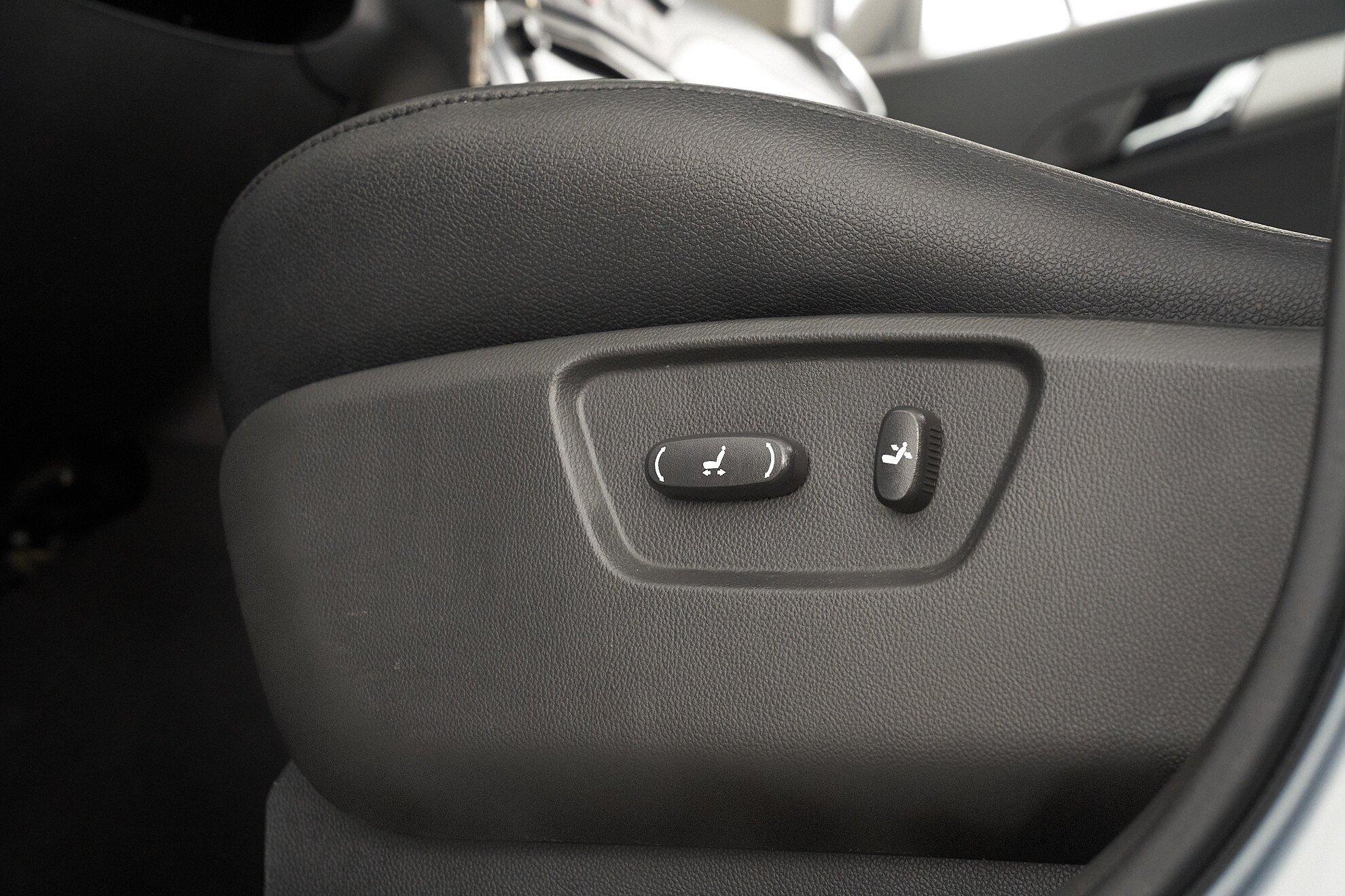 Opel Antara 2013, серый