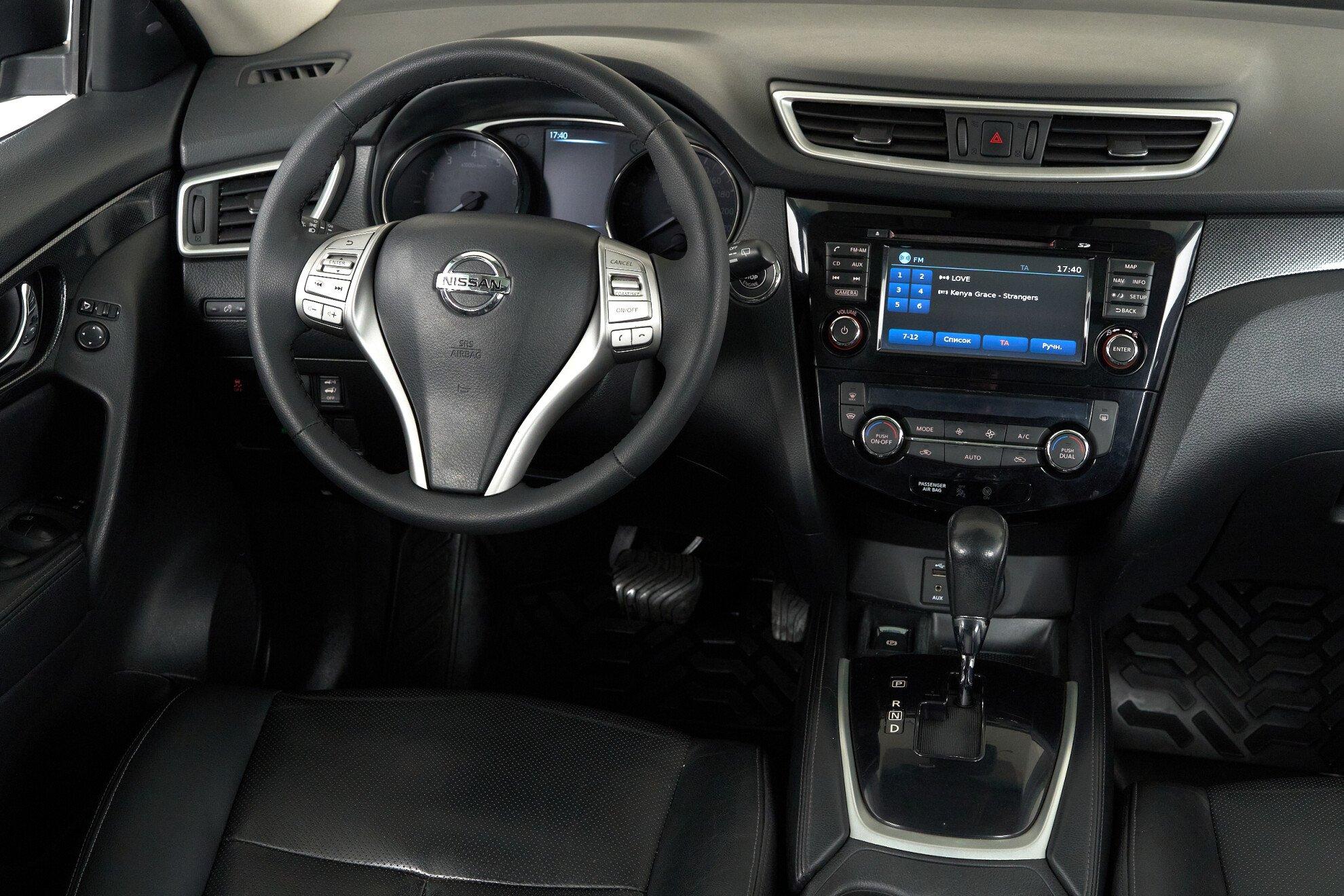 Nissan X-Trail 2016, серый