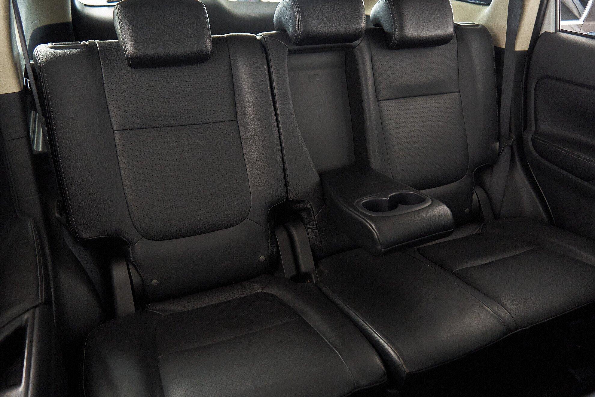 Mitsubishi Outlander 2014, белый