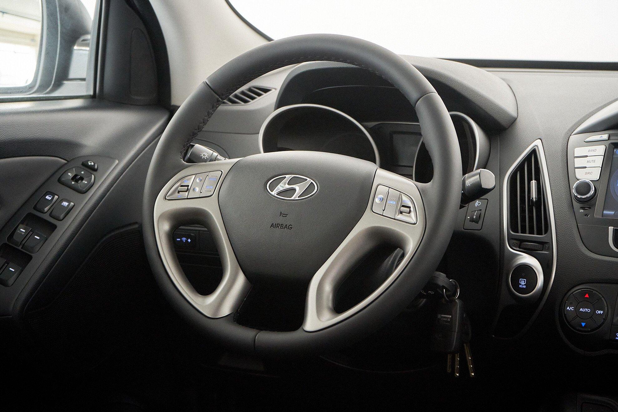 Hyundai ix35 2012, черный