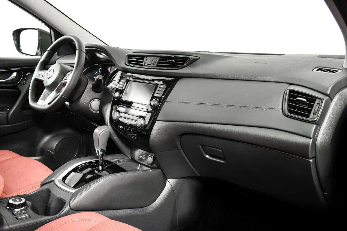 Nissan Qashqai 2020, черный