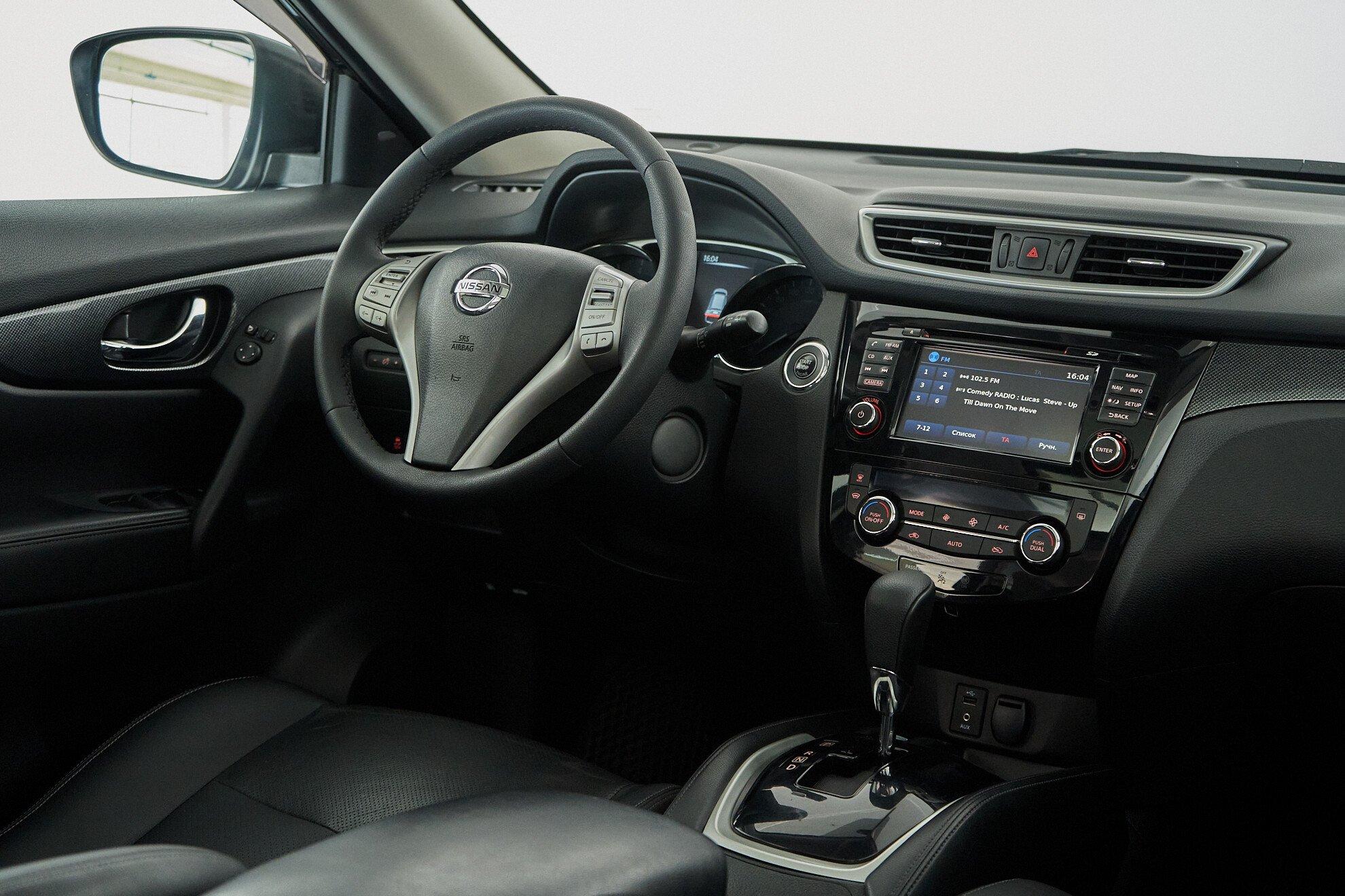 Nissan X-Trail 2017, черный