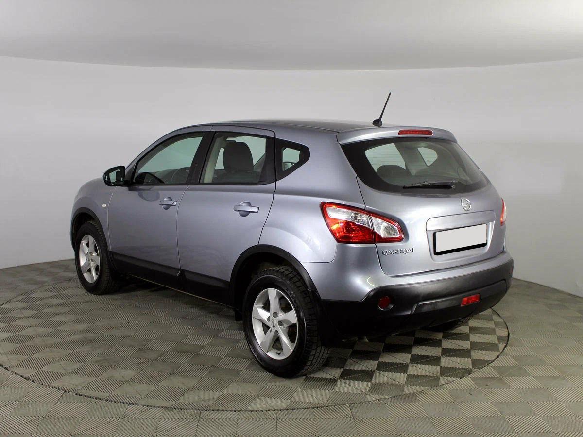 Nissan Qashqai 2012, серый