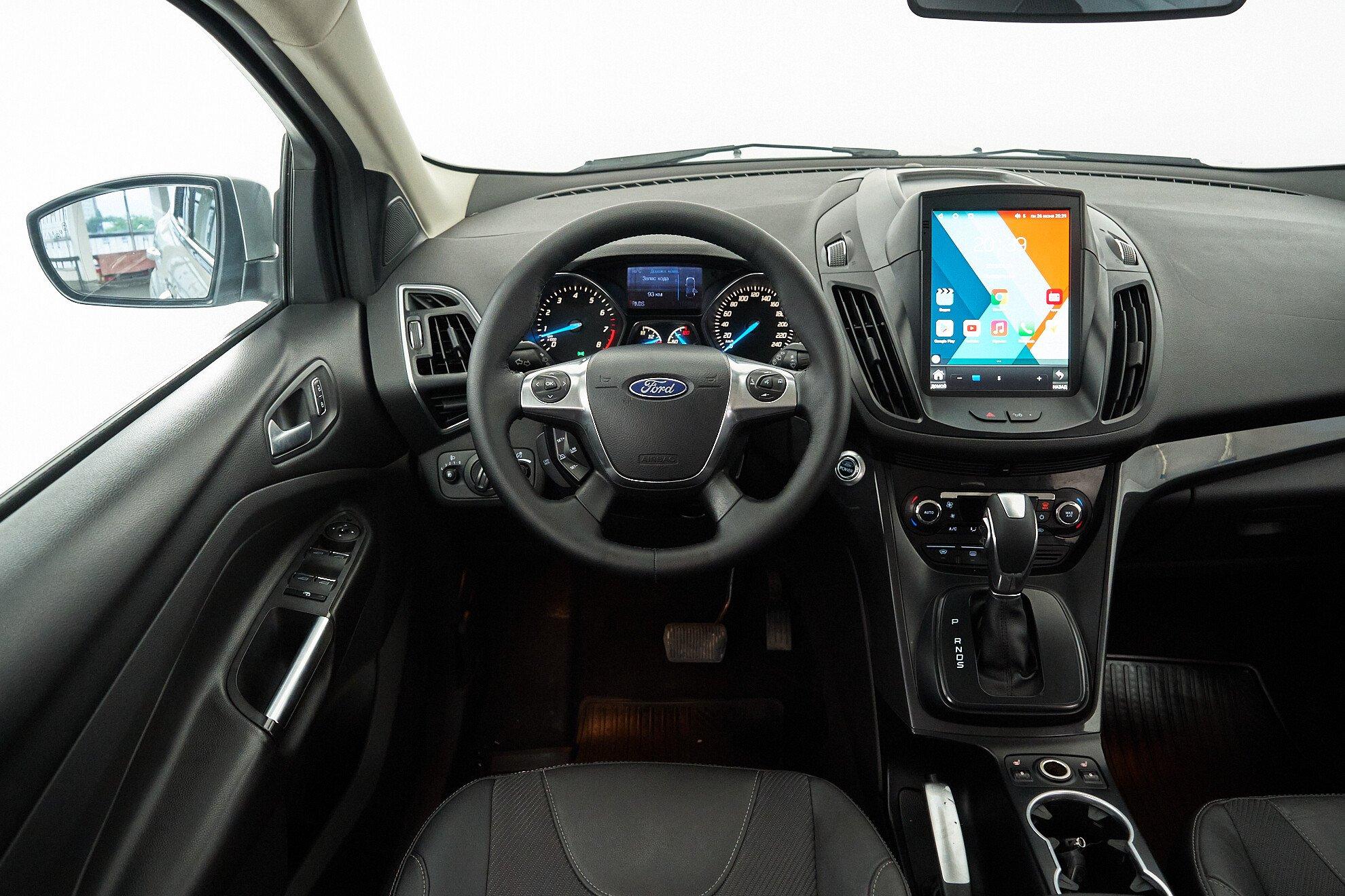 Ford Kuga 2014, серебряный