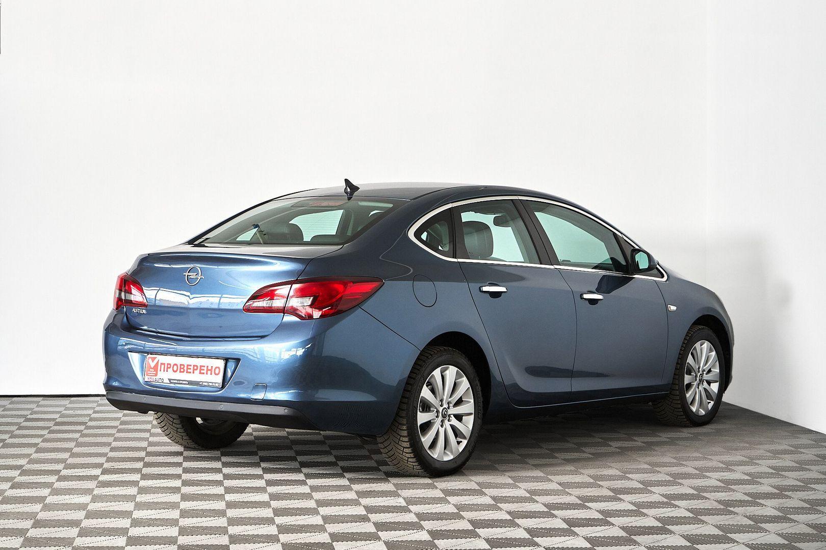 Opel Astra 2014, синий