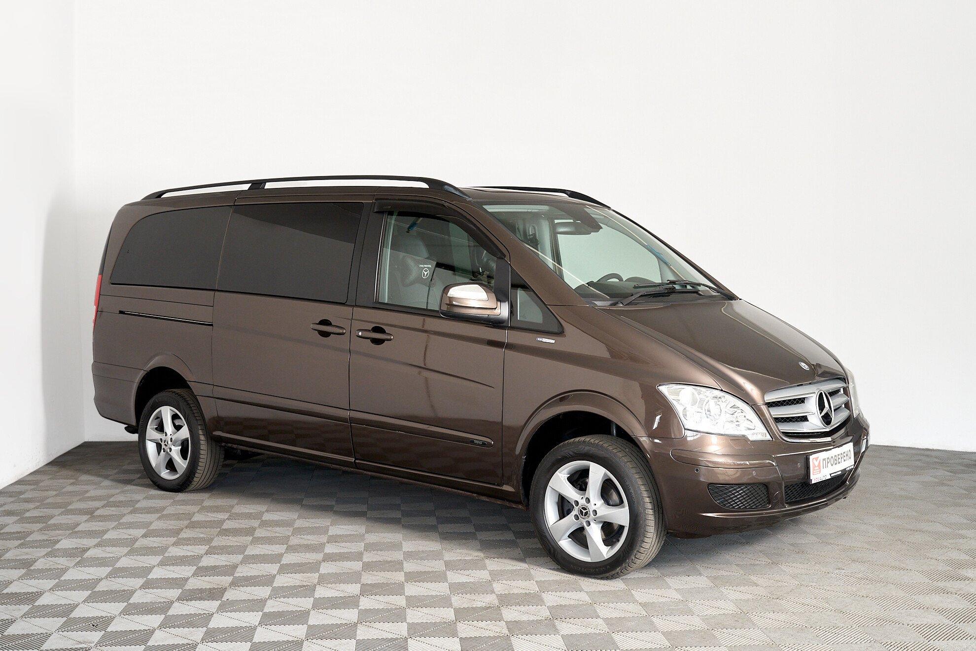 Mercedes-Benz Viano 2012, коричневый