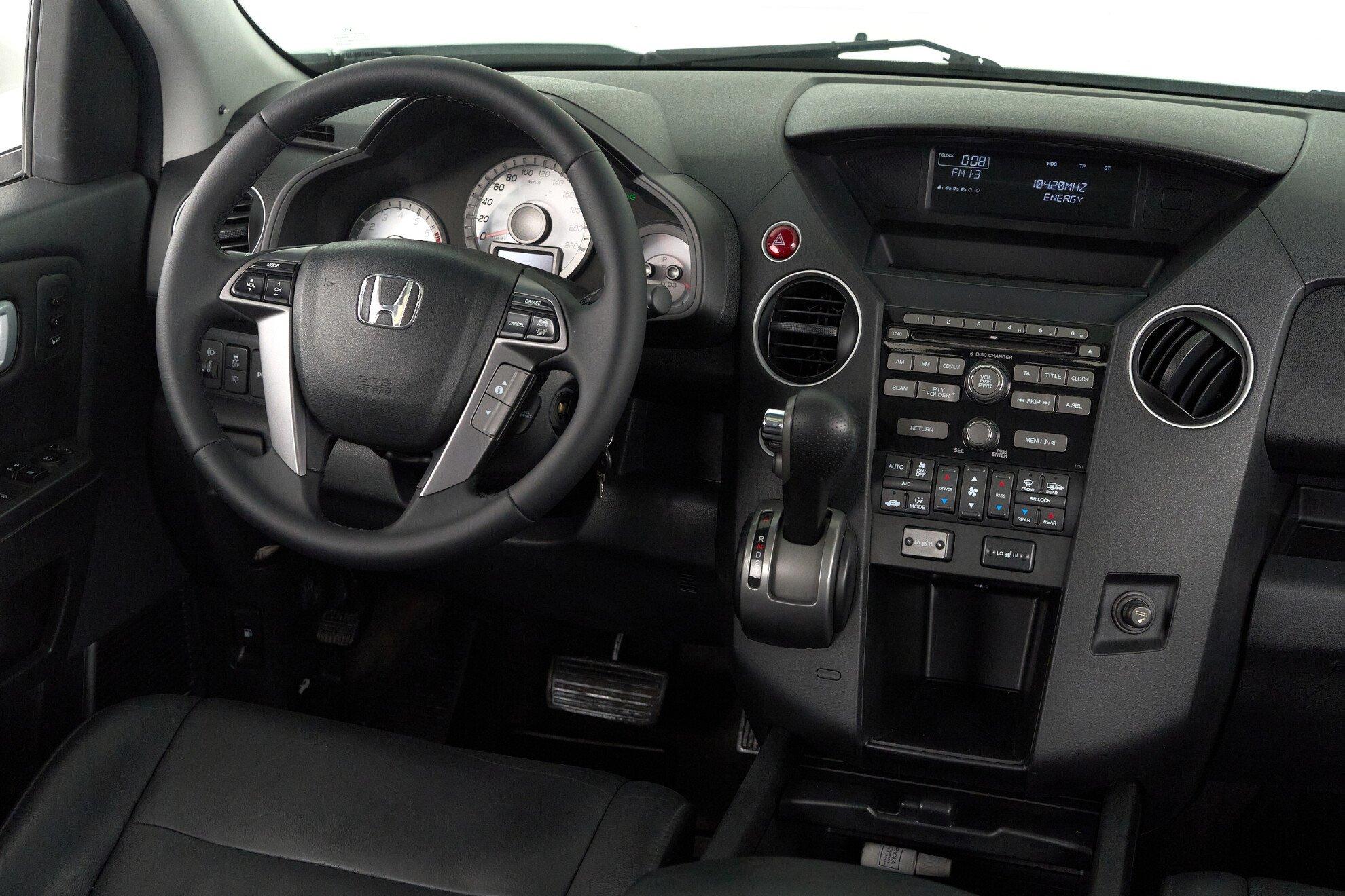 Honda Pilot 2013, белый