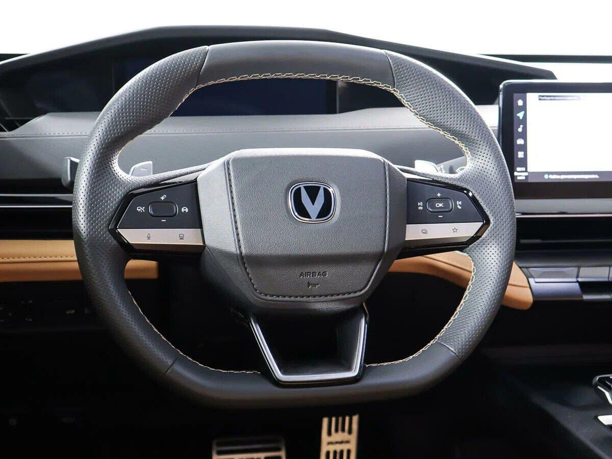 Changan UNI-V 2022, серый