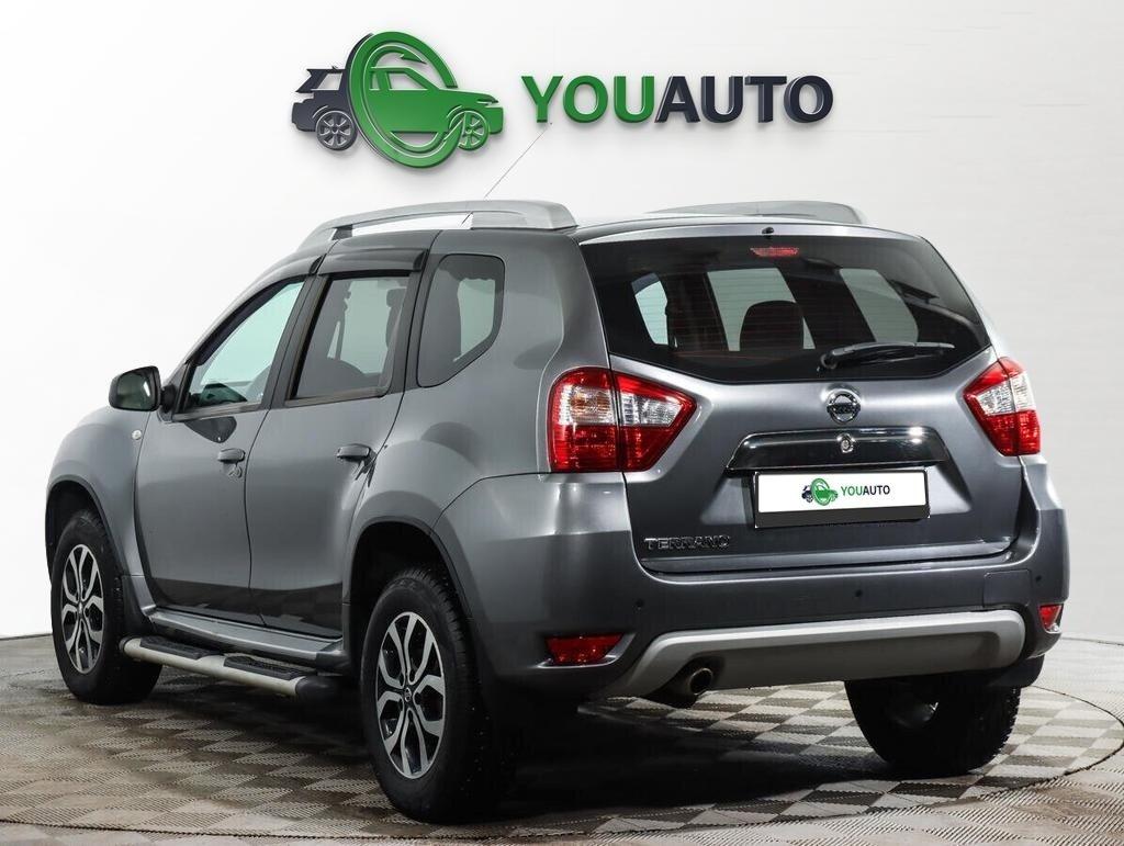 Nissan Terrano 2018, серый