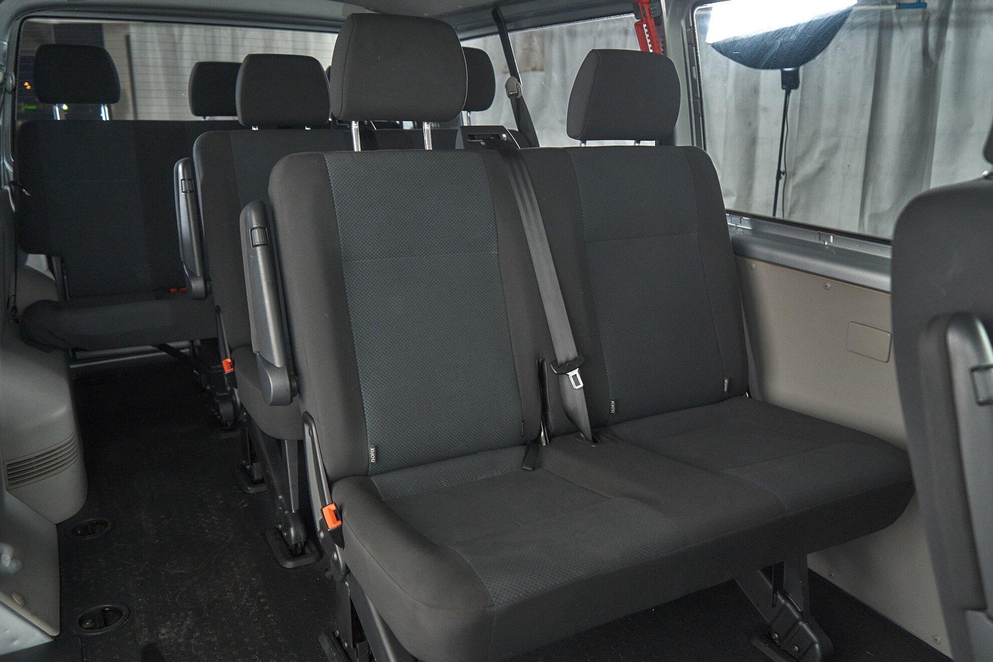 Volkswagen Transporter 2018, серебряный