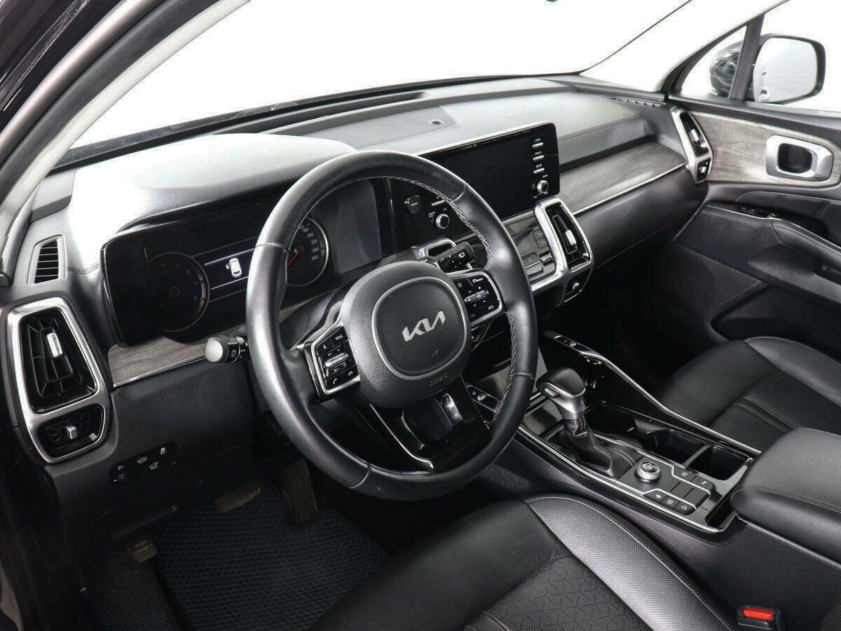 Kia Sorento 2022, черный
