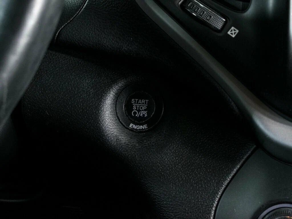 Jeep Cherokee 2017, серый