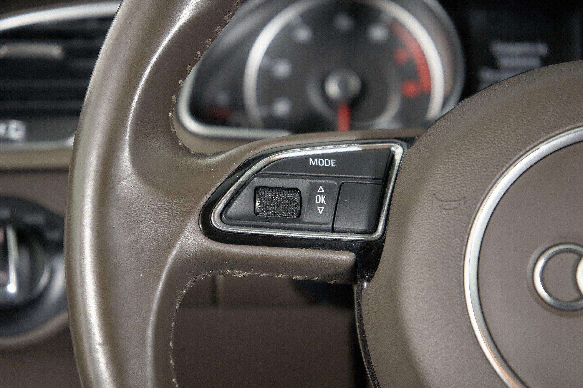 Audi A5 2013, белый