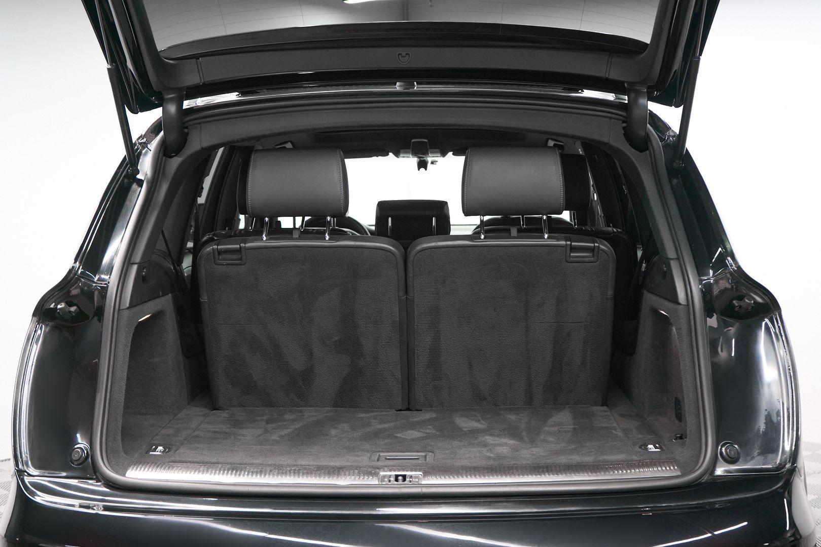 Audi Q7 2007, черный