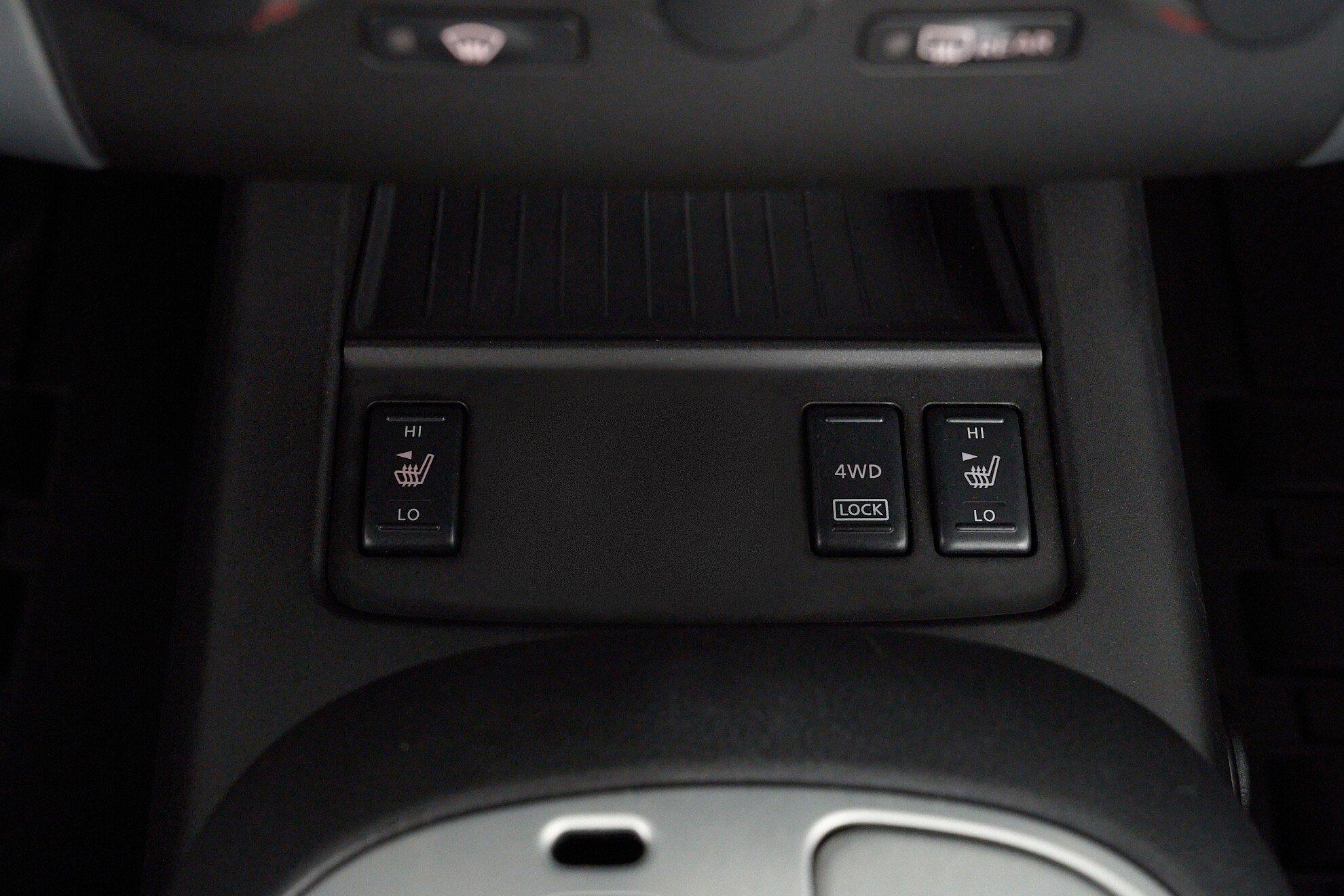 Nissan Murano 2012, бежевый