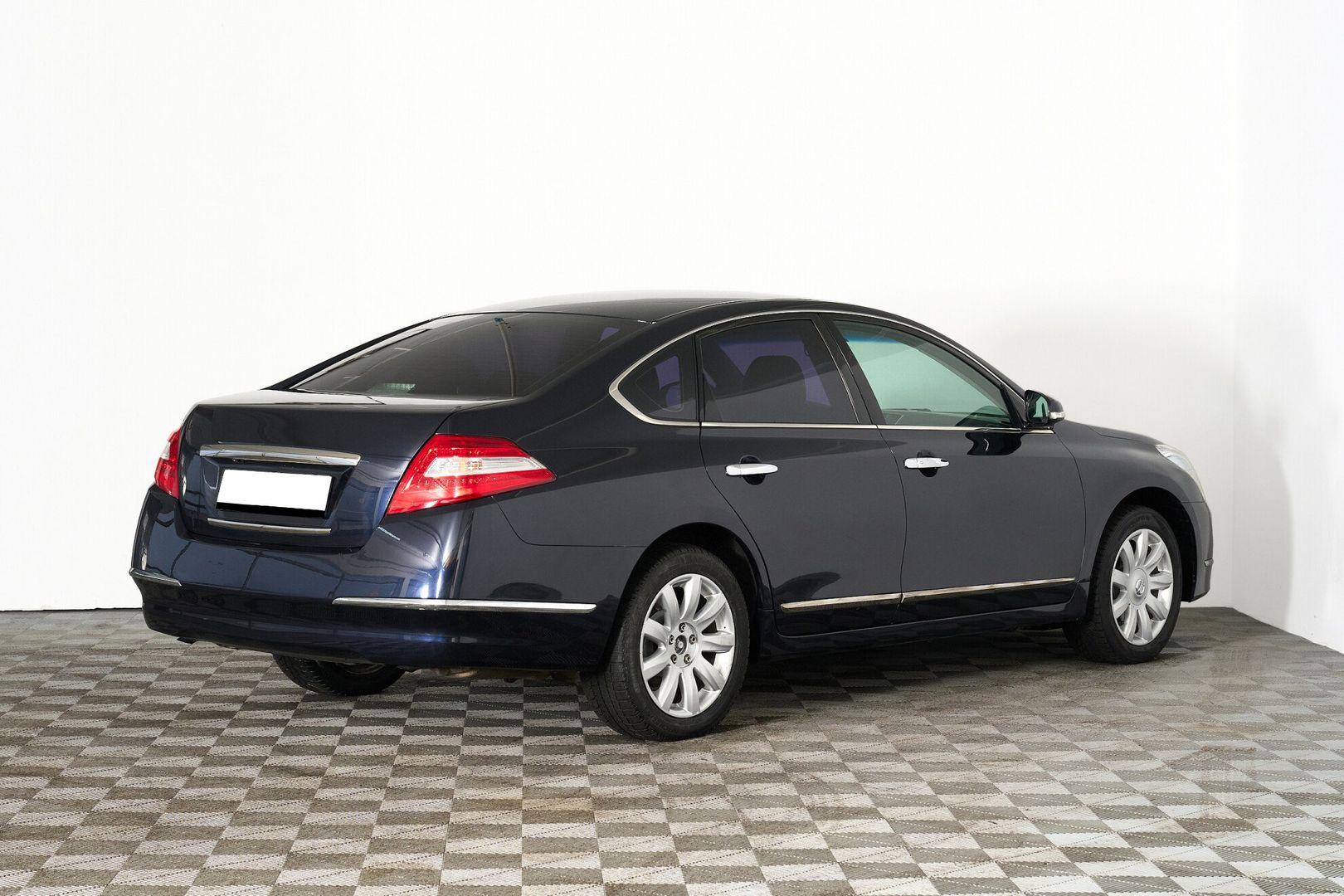 Nissan Teana 2010, синий