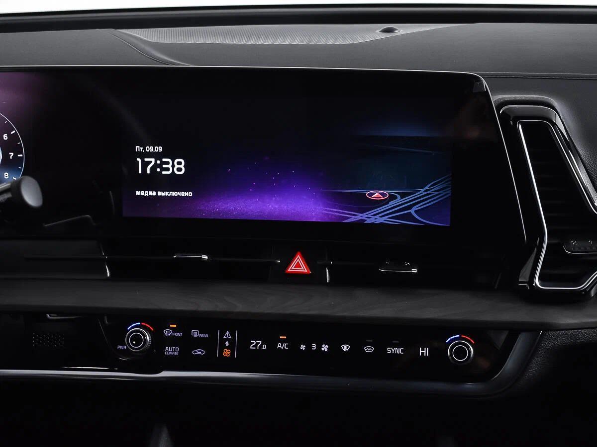 Kia Sportage 2023, красный