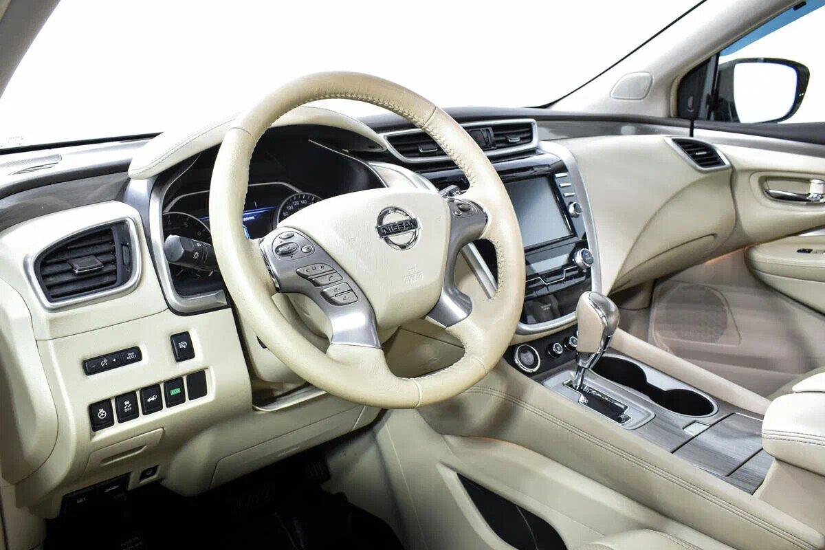 Nissan Murano 2019, белый