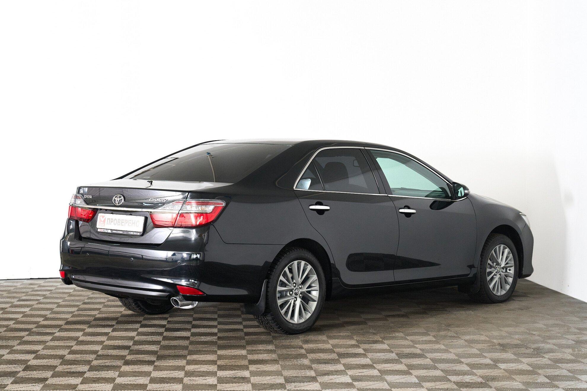 Toyota Camry 2016, черный