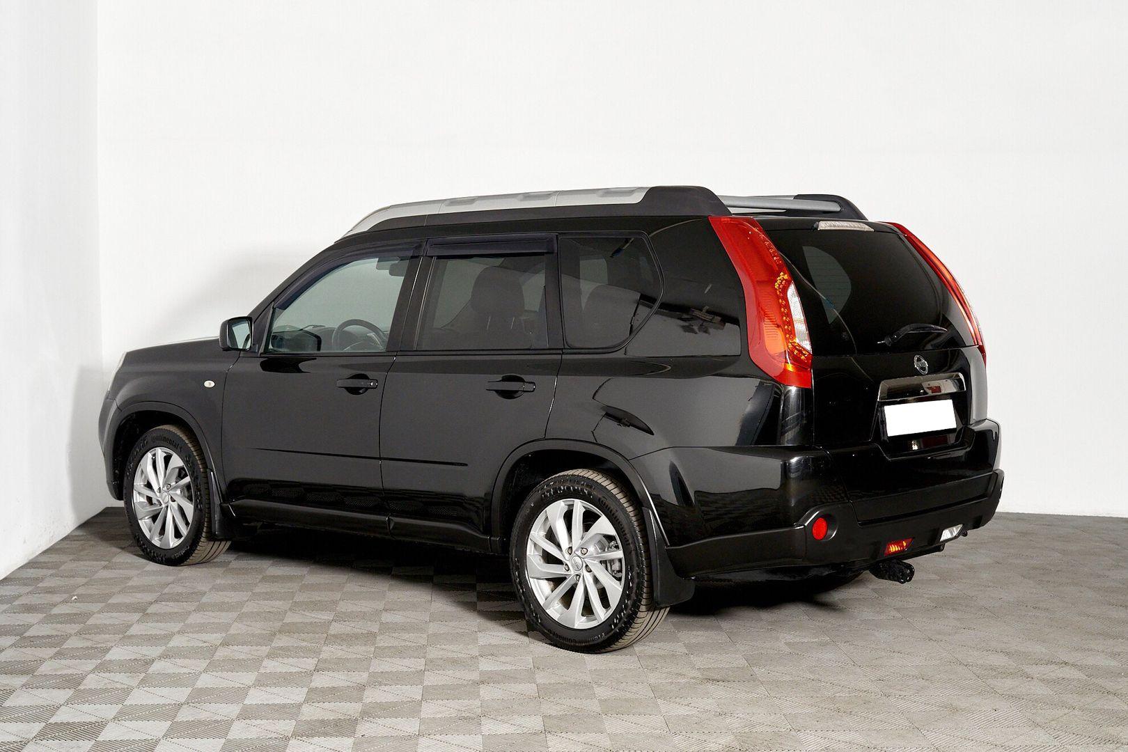 Nissan X-Trail 2013, черный