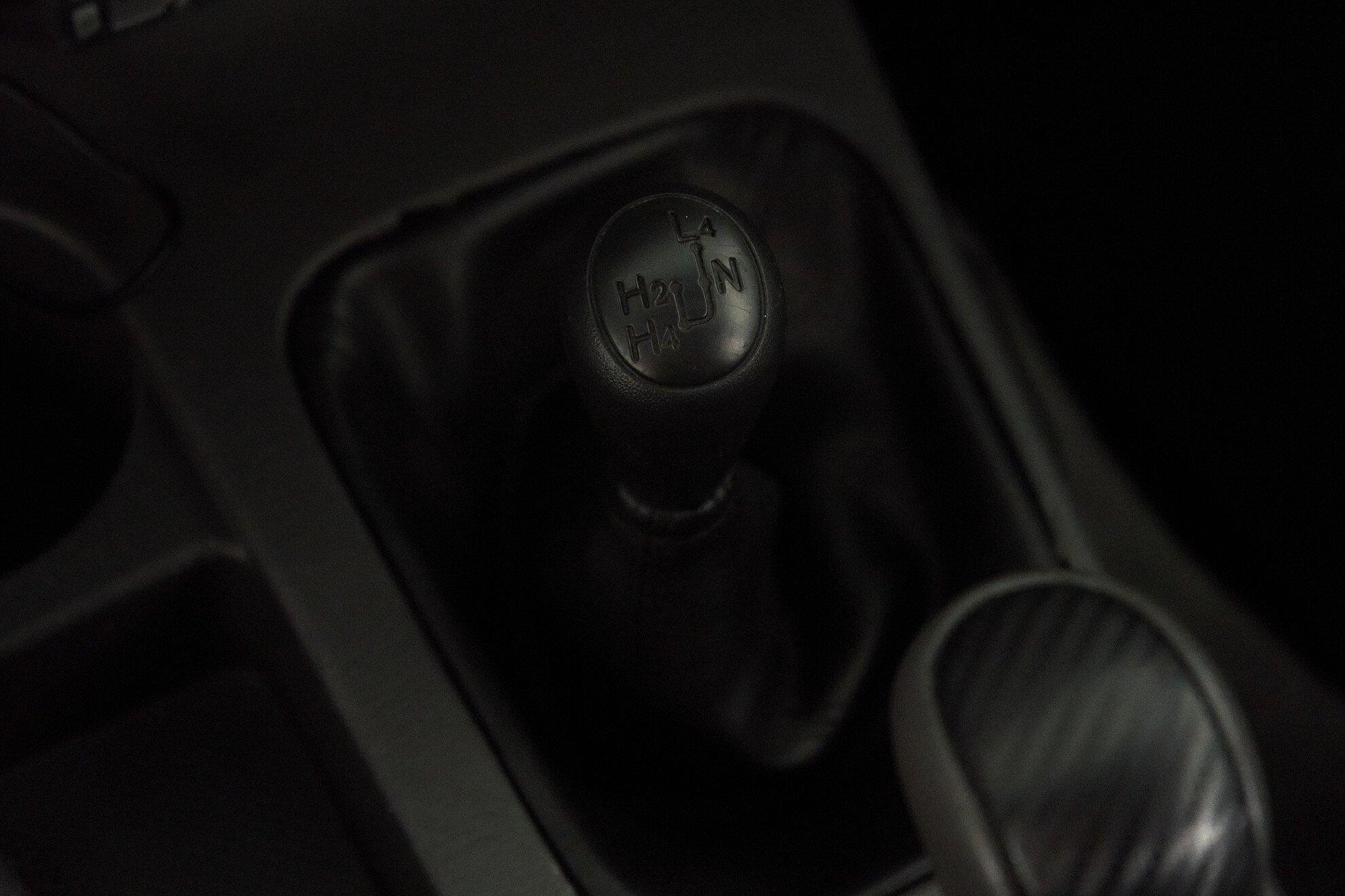 Toyota Hilux 2013, черный
