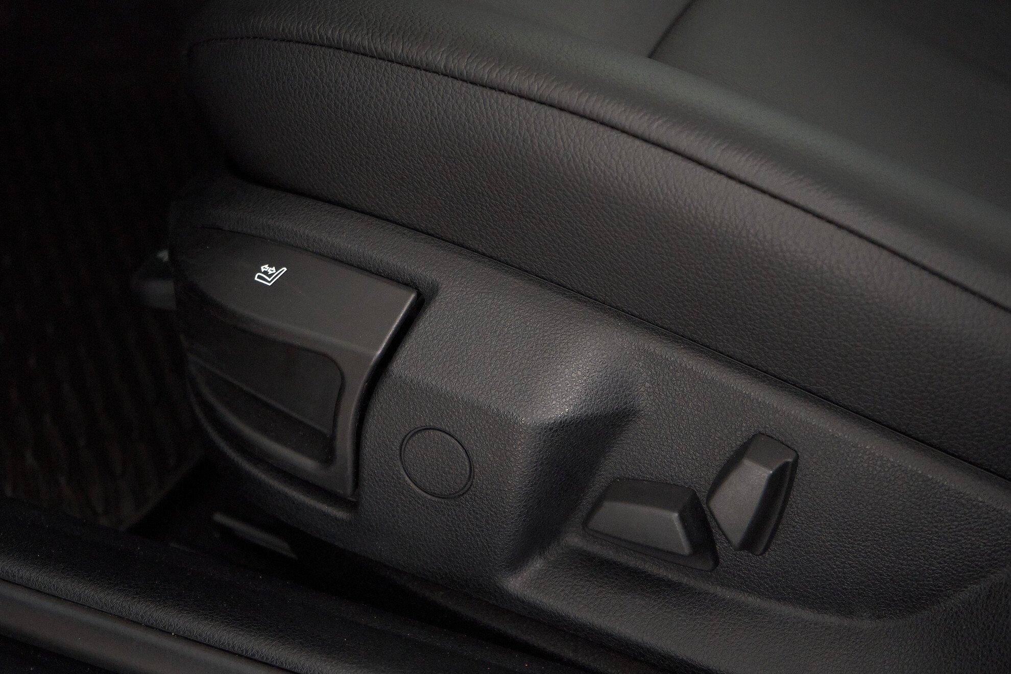 BMW 5 серии 2012, черный