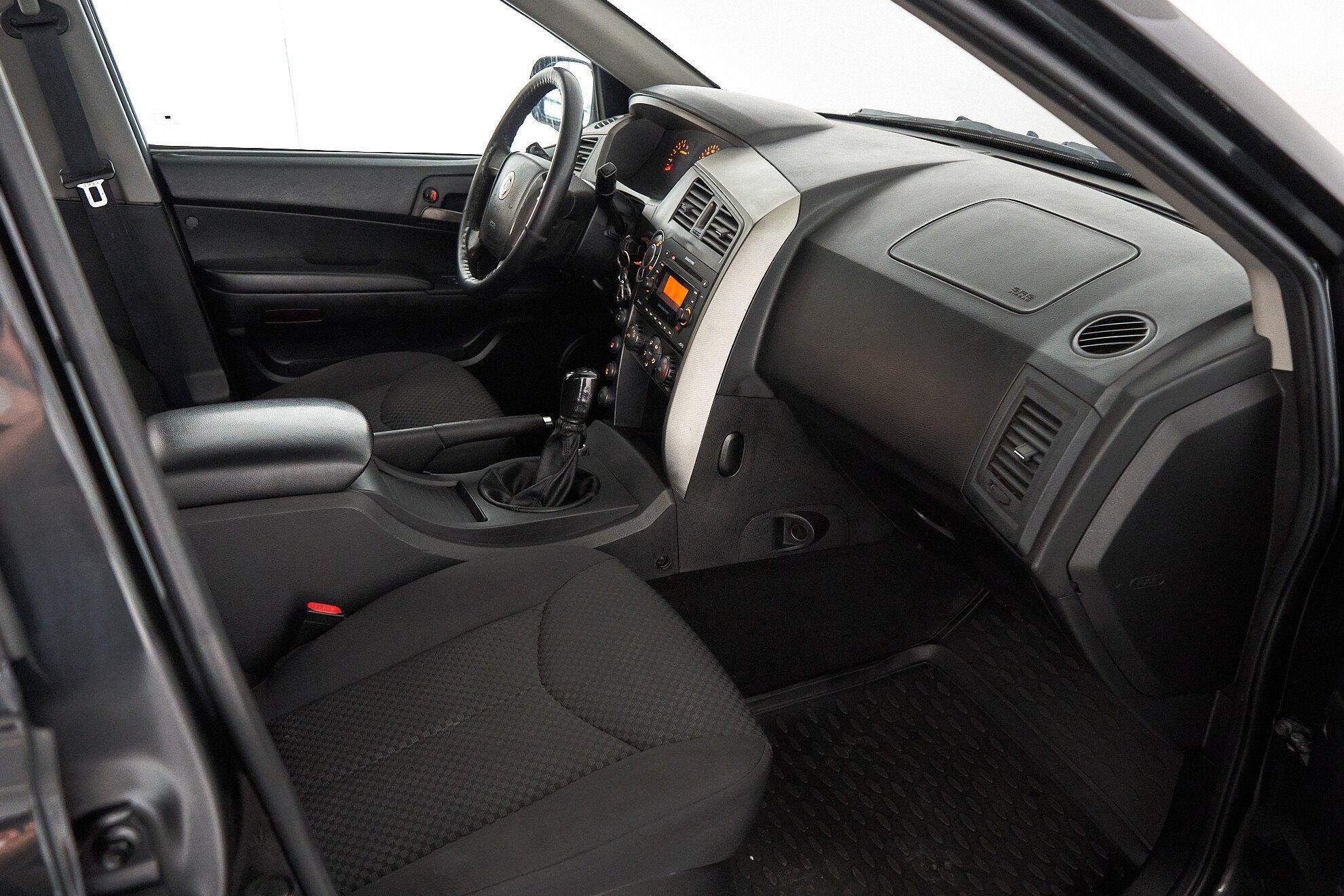 SsangYong Kyron 2013, черный