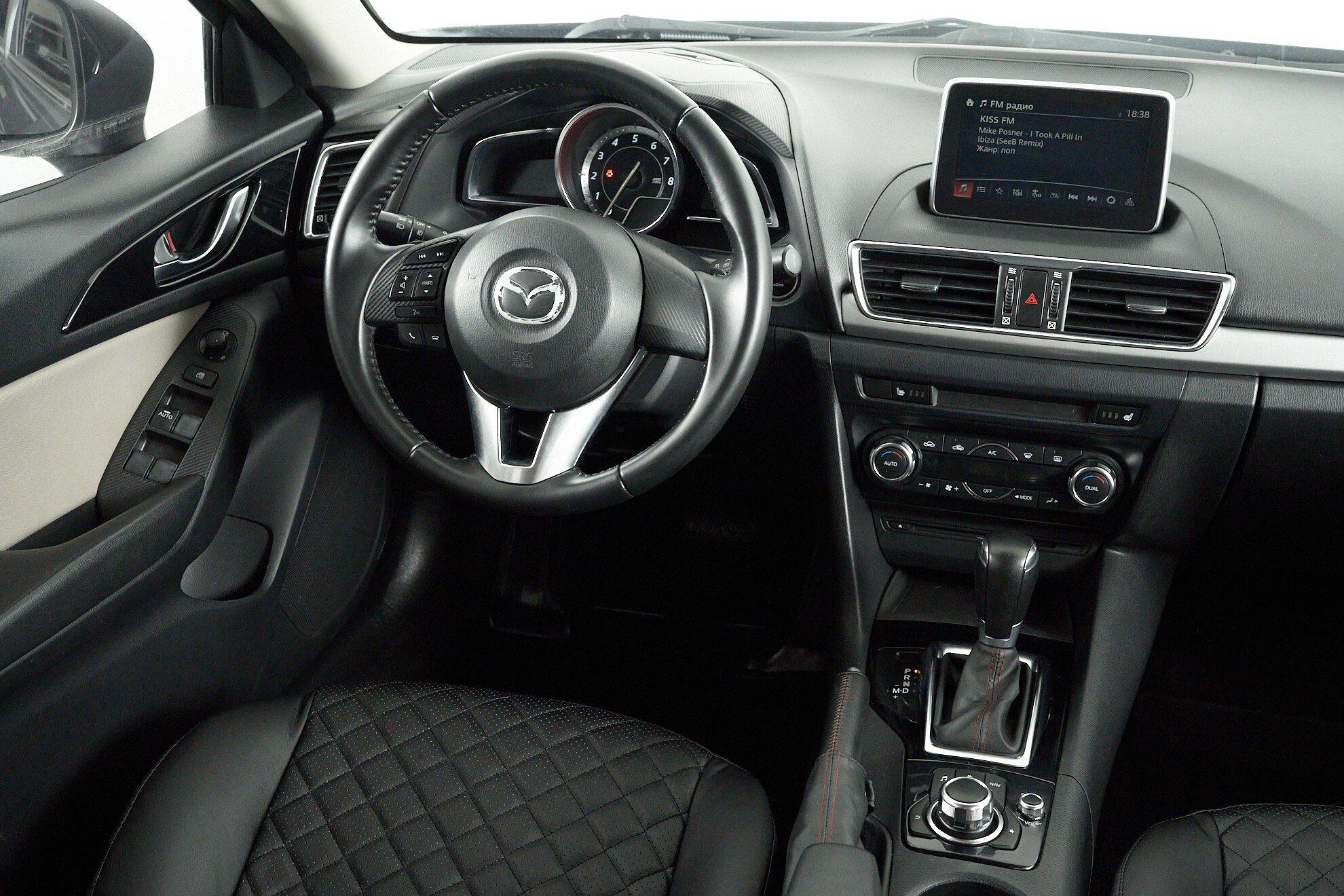 Mazda 3 2014, серый